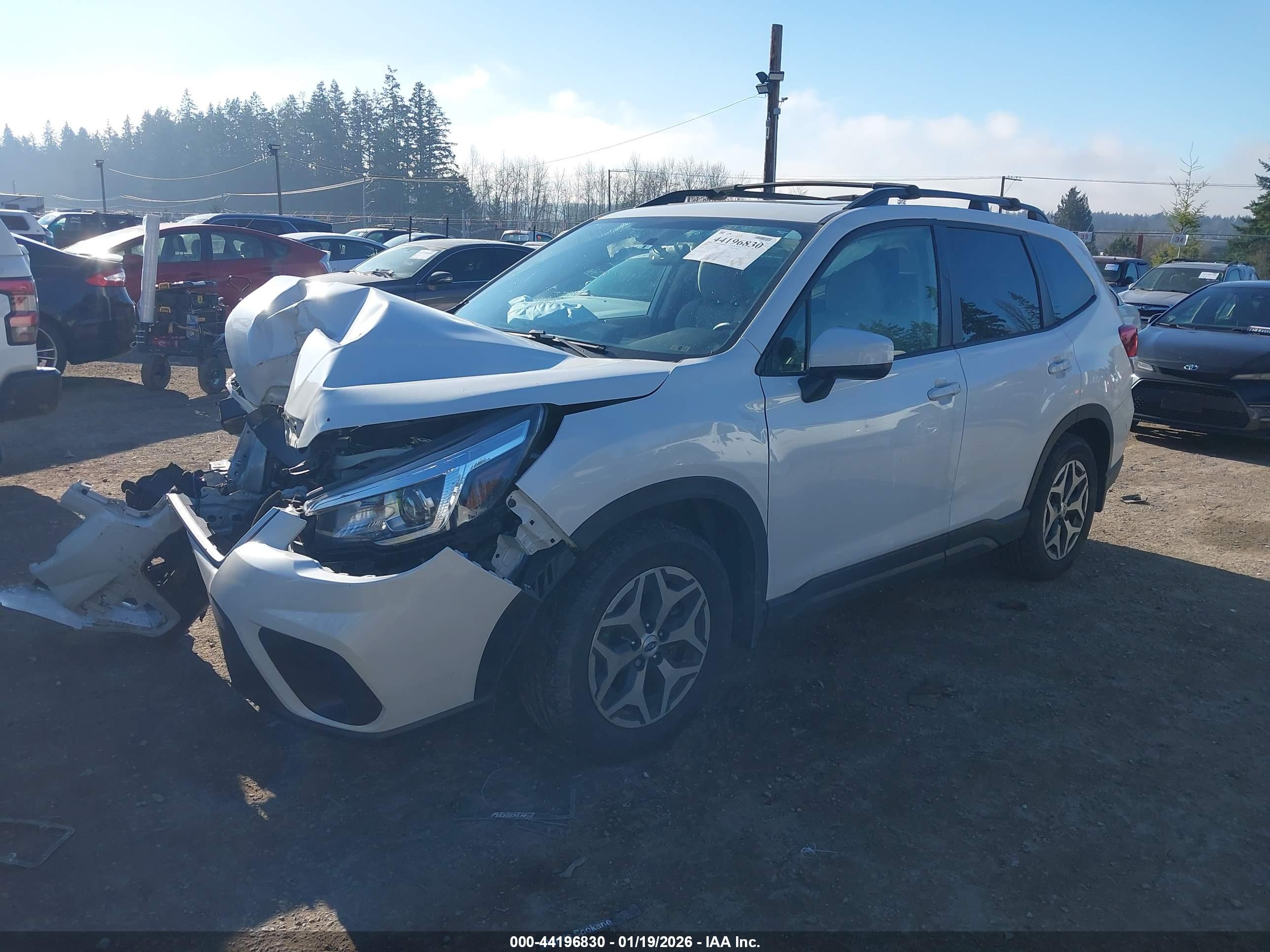 SUBARU FORESTER image 2