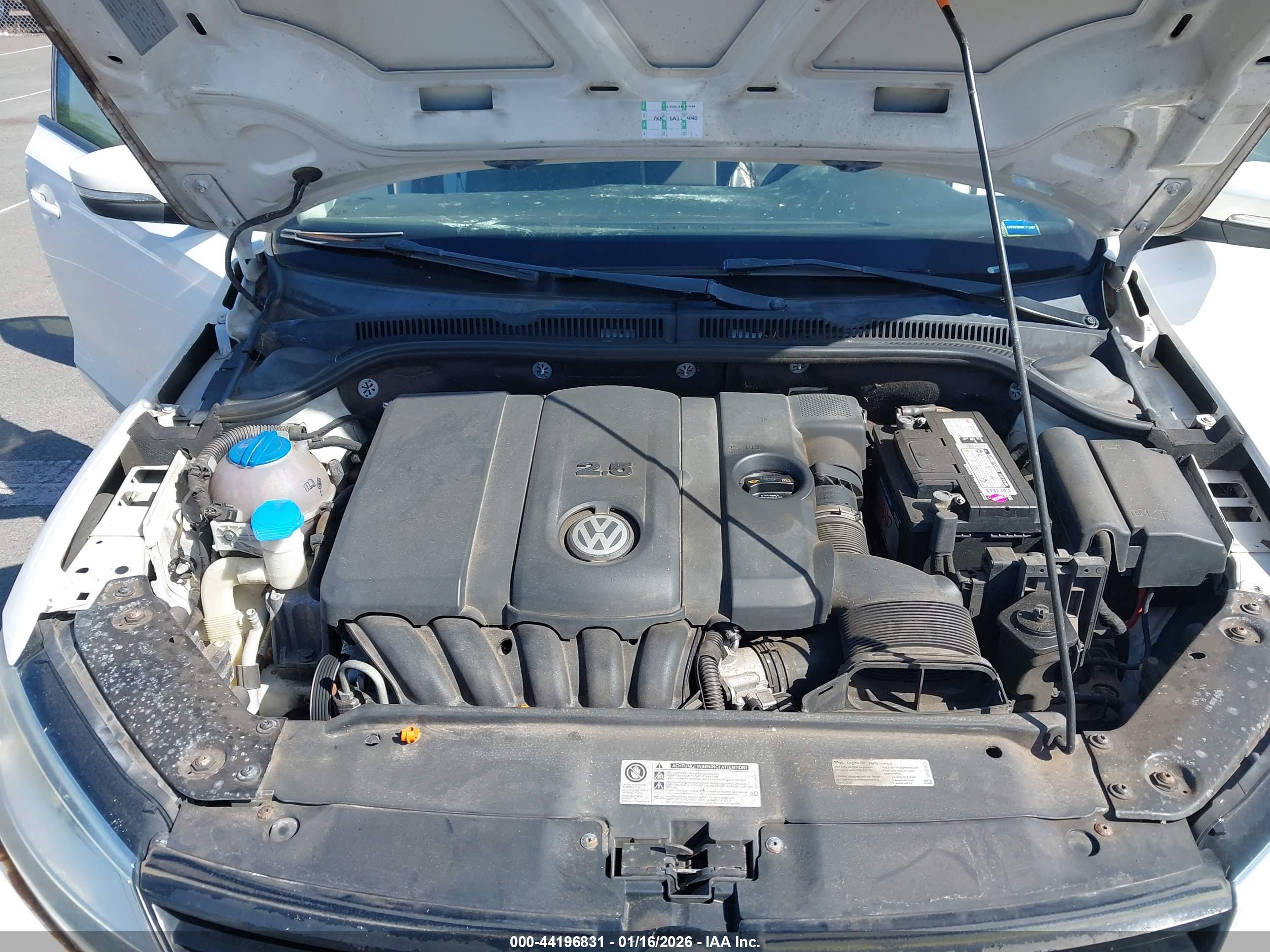 VOLKSWAGEN JETTA image 10
