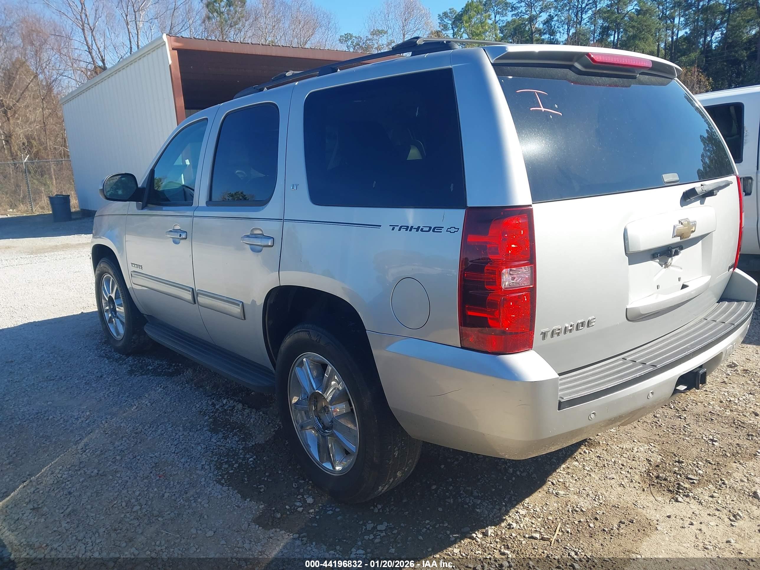 CHEVROLET TAHOE image 3