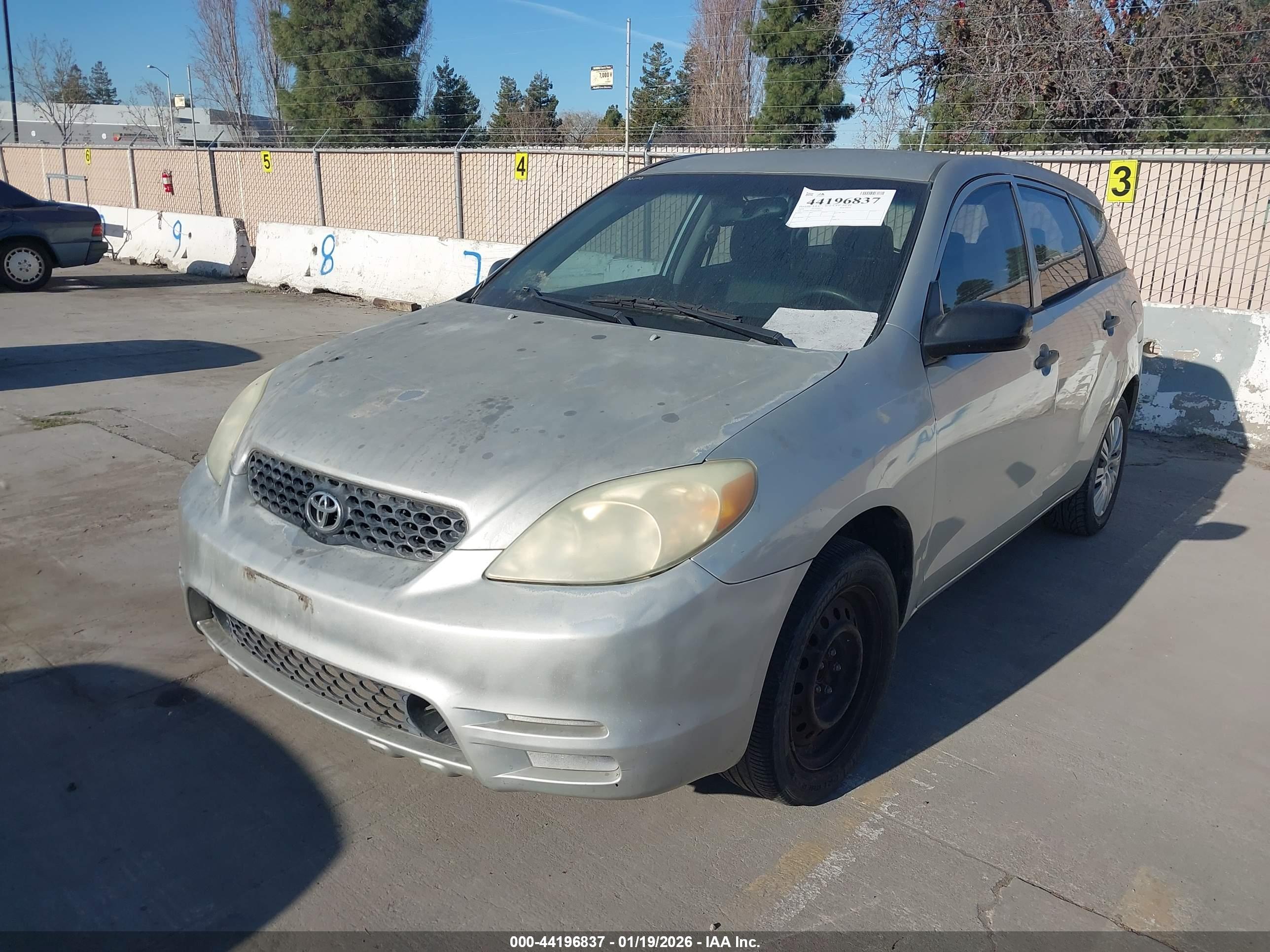 TOYOTA MATRIX image 2