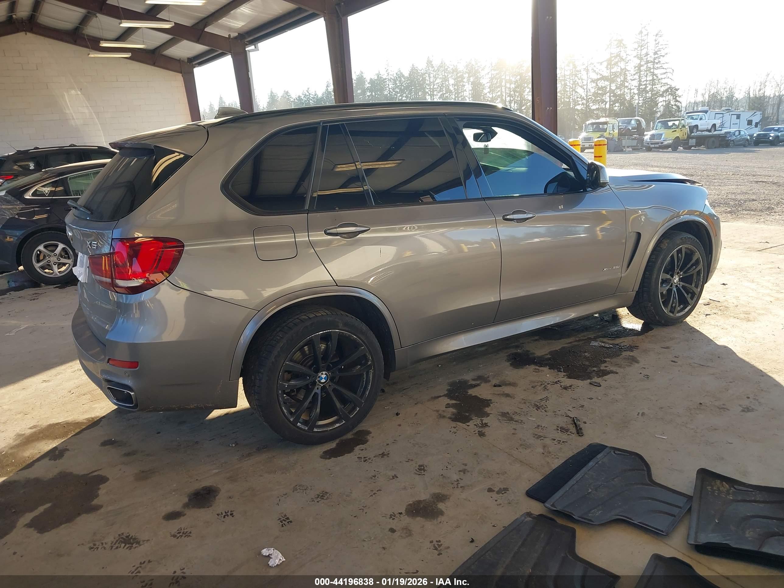 BMW X5 image 4