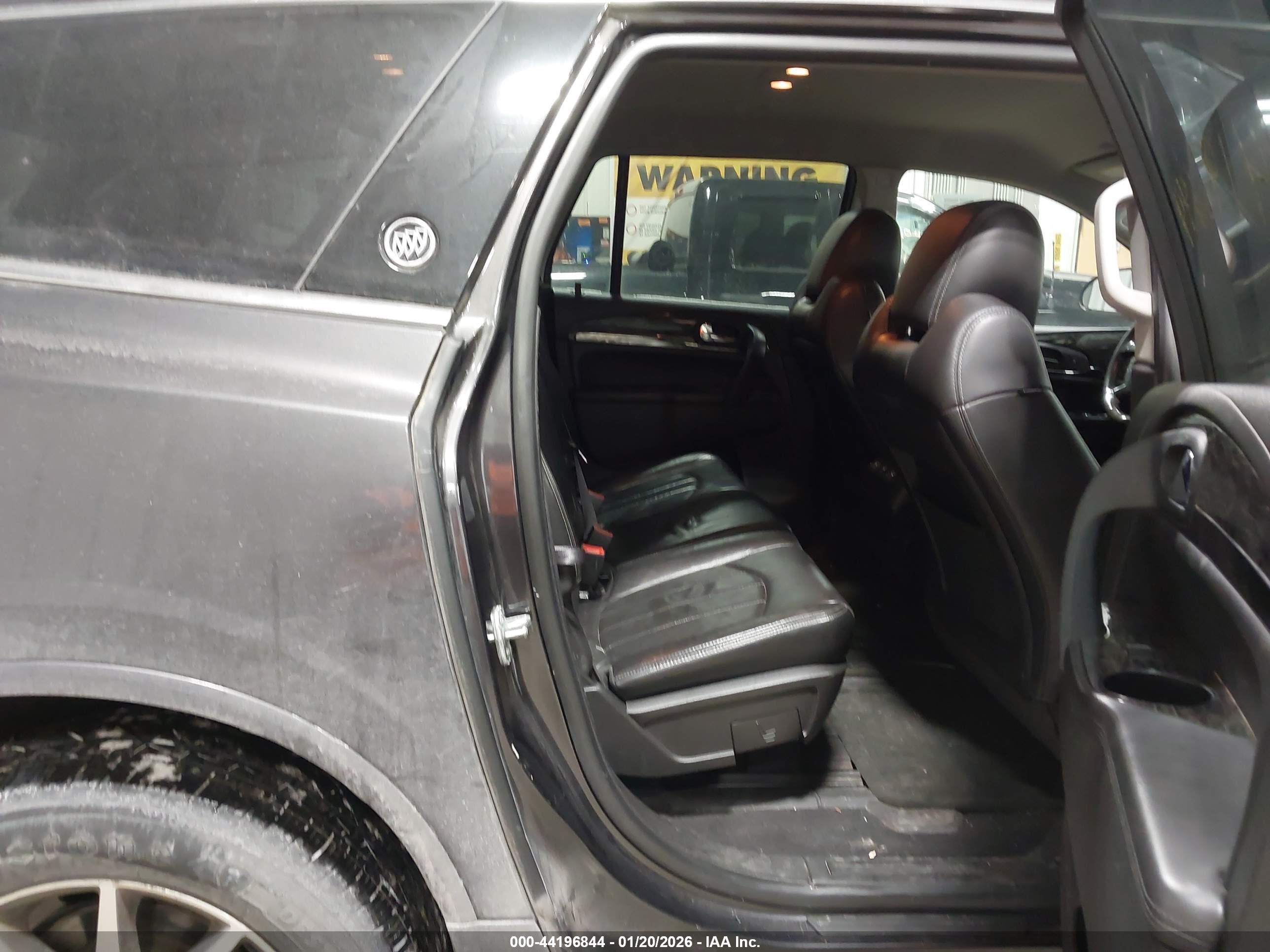 BUICK ENCLAVE image 8