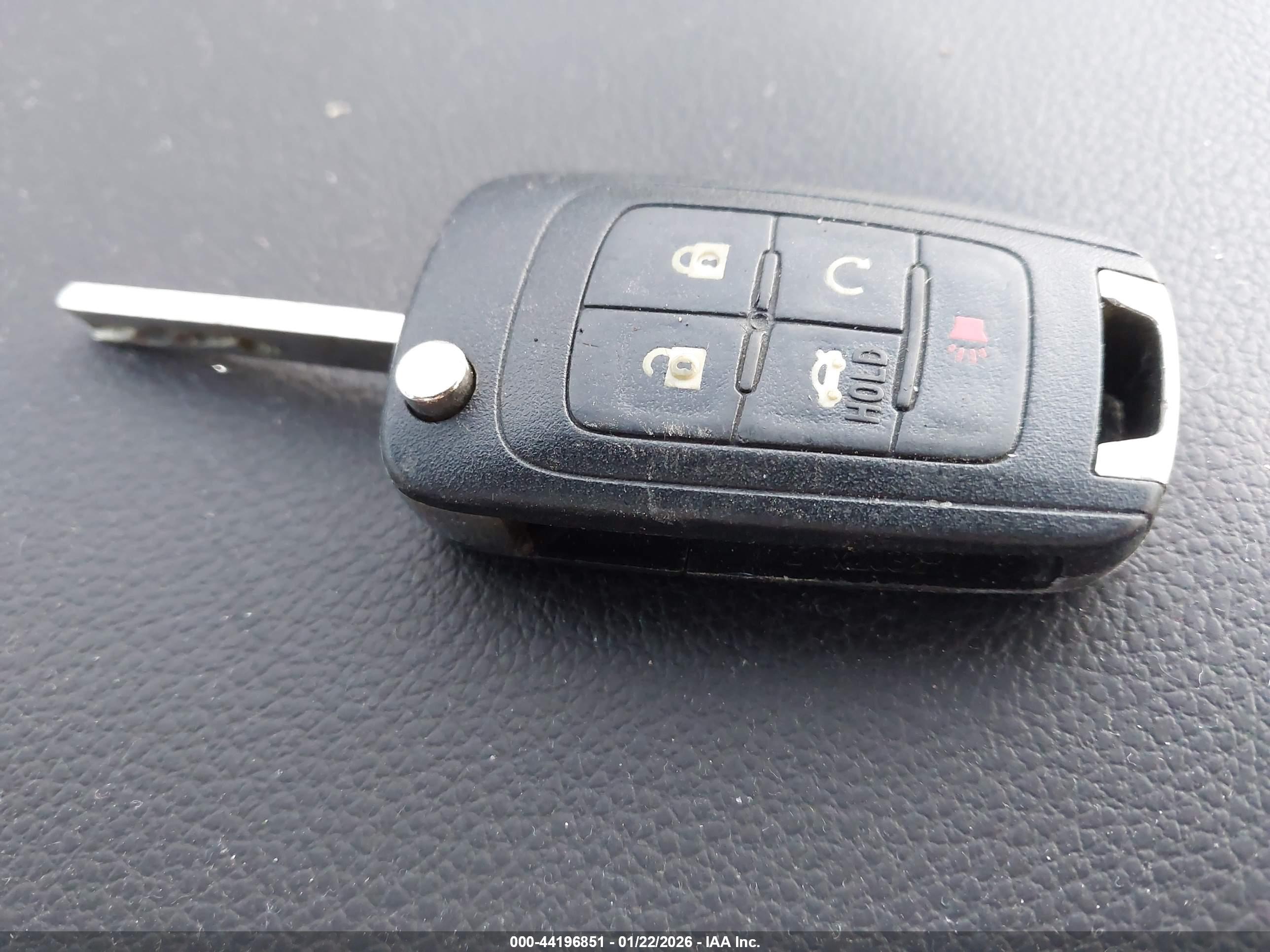 GMC TERRAIN image 11