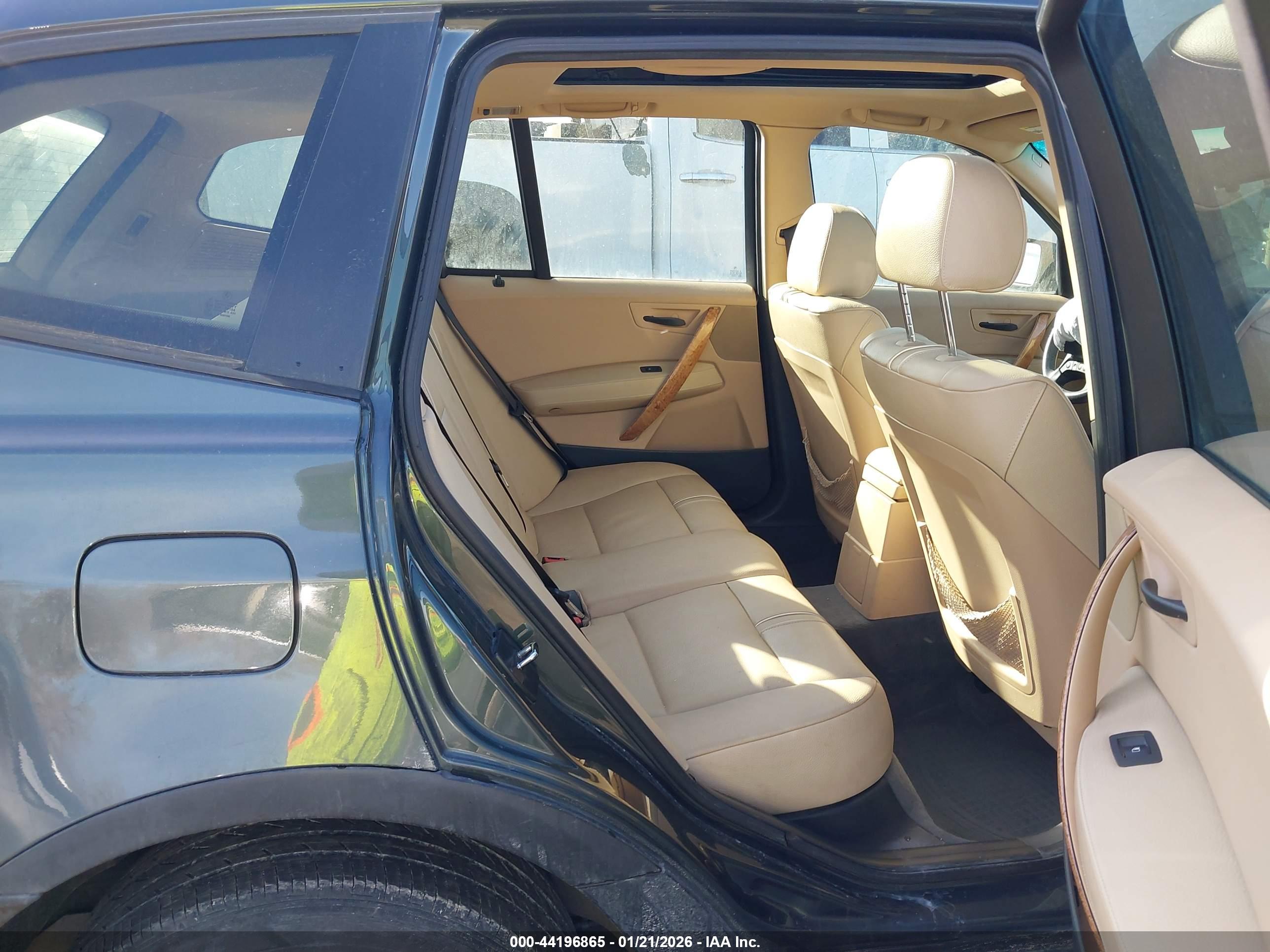 BMW X3 image 8