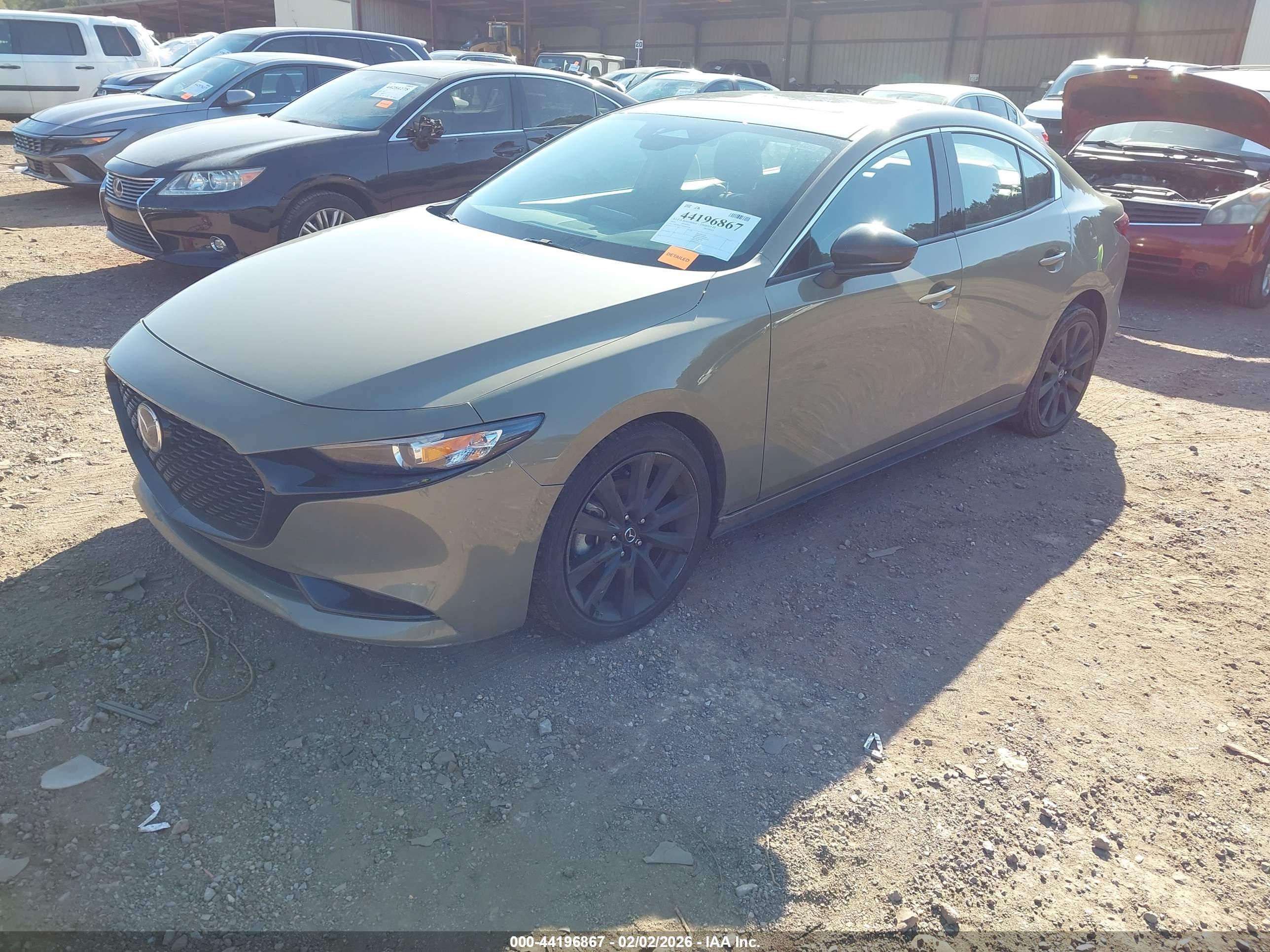 MAZDA MAZDA3 image 2