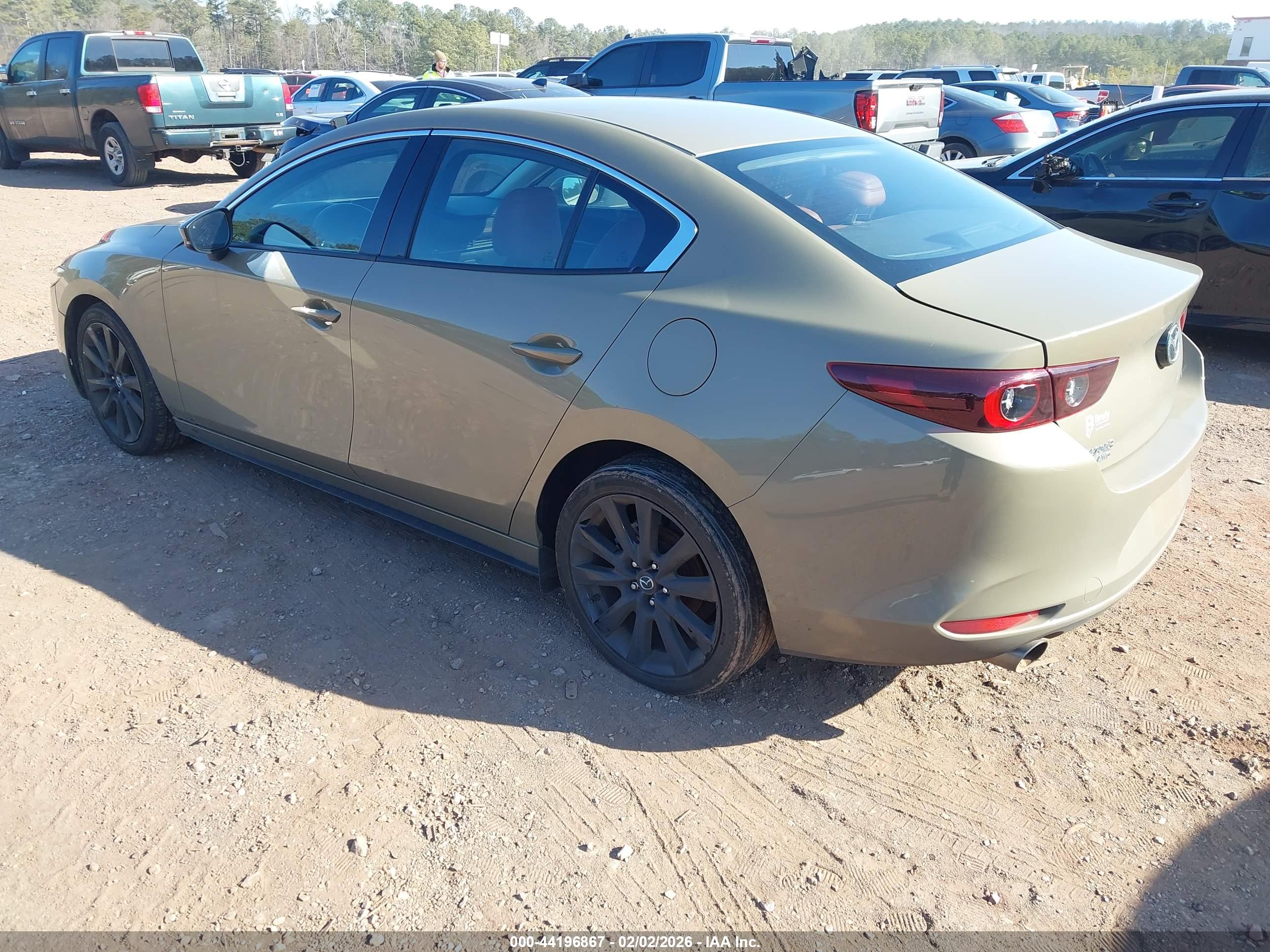 MAZDA MAZDA3 image 3