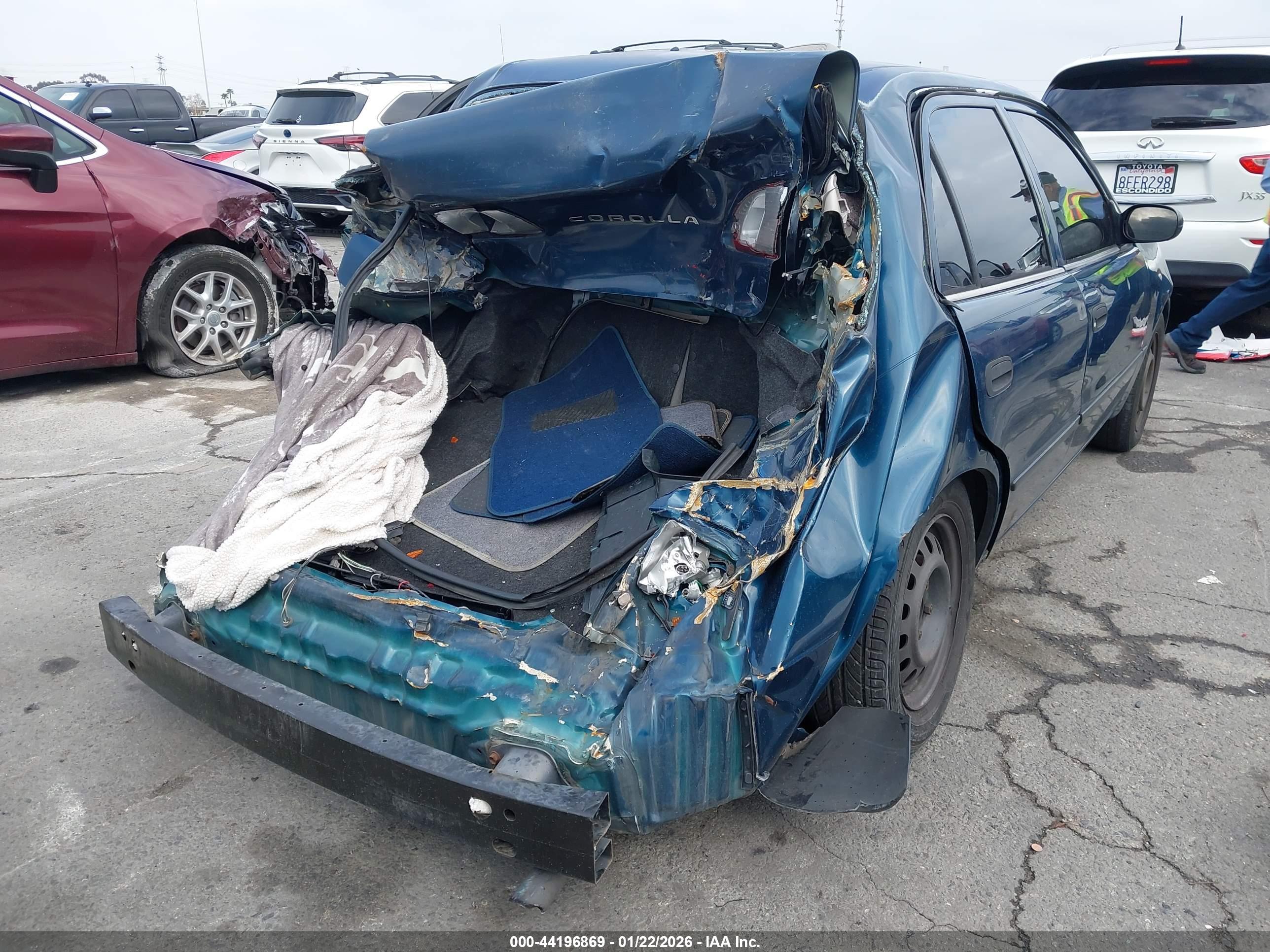 TOYOTA COROLLA image 4