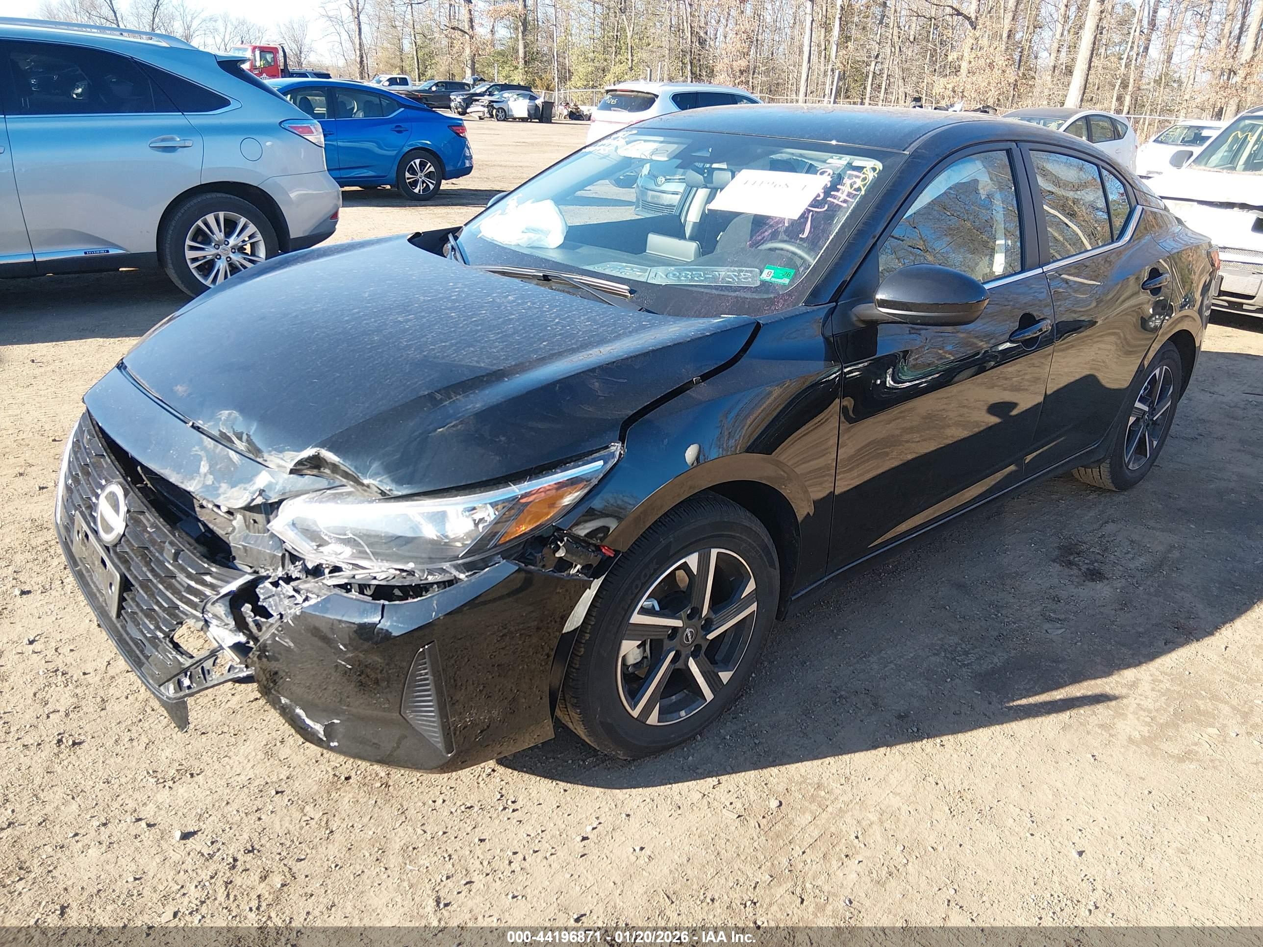 NISSAN SENTRA image 2