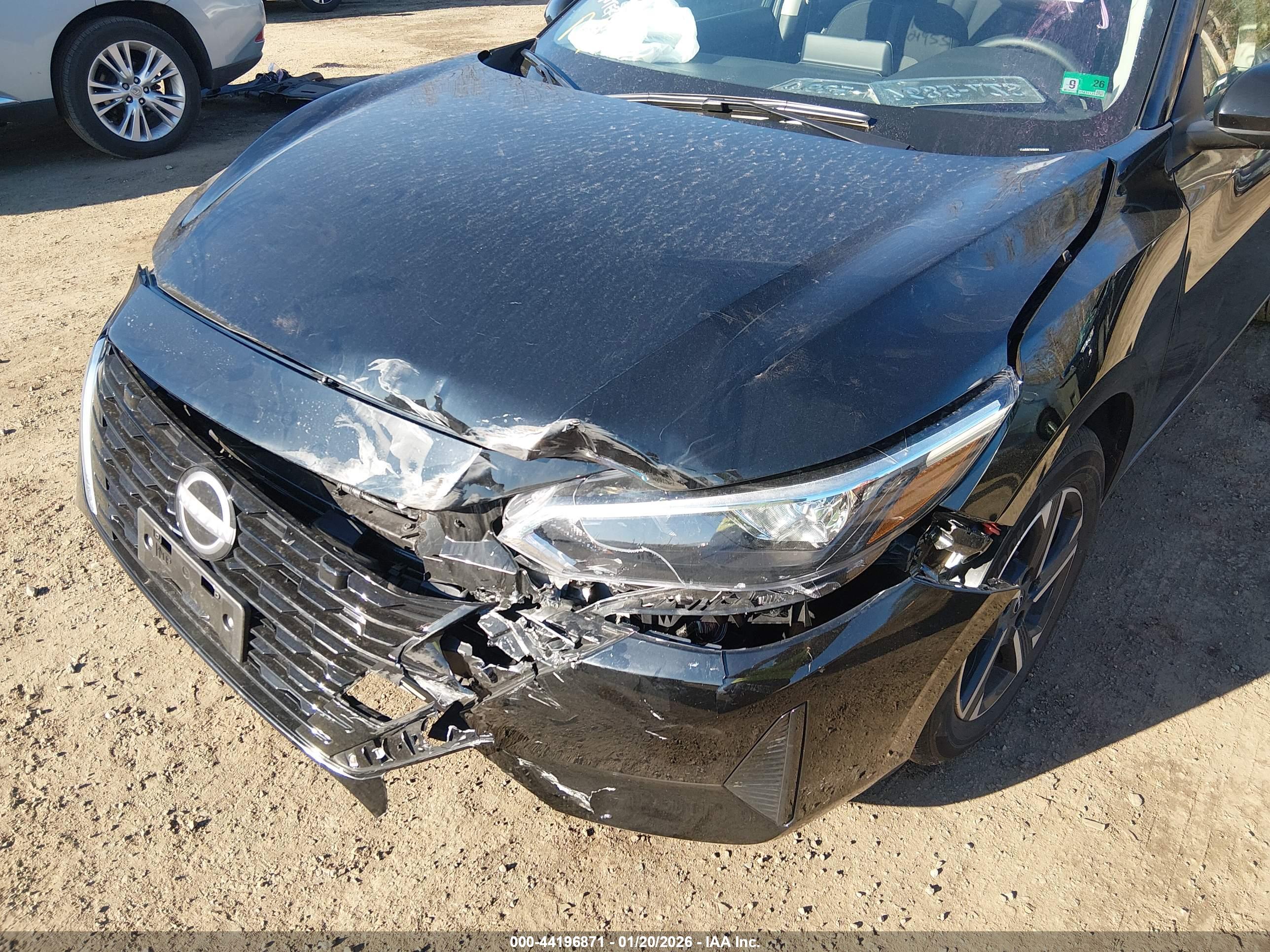 NISSAN SENTRA image 6