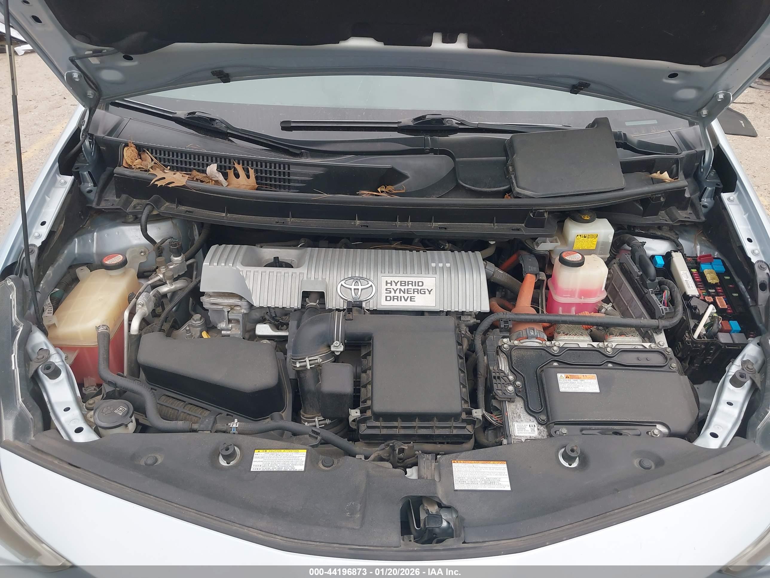 TOYOTA PRIUS image 10