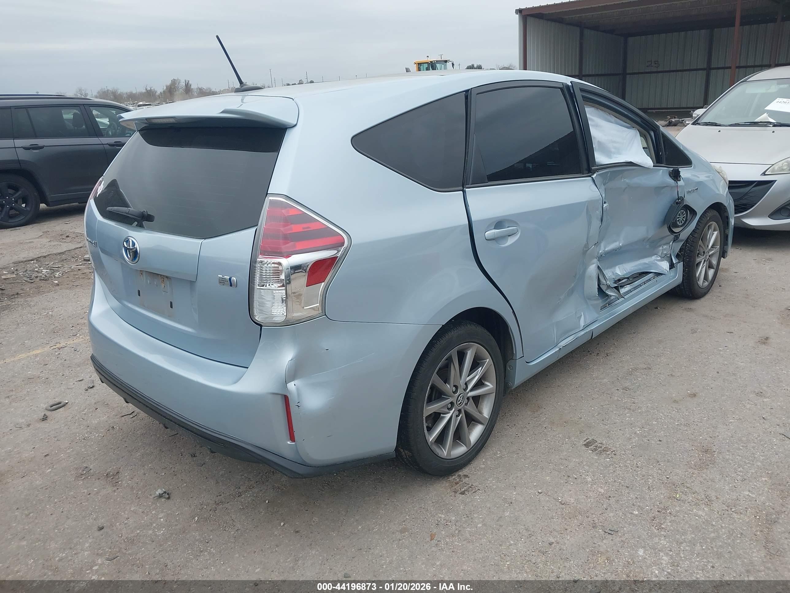 TOYOTA PRIUS image 4