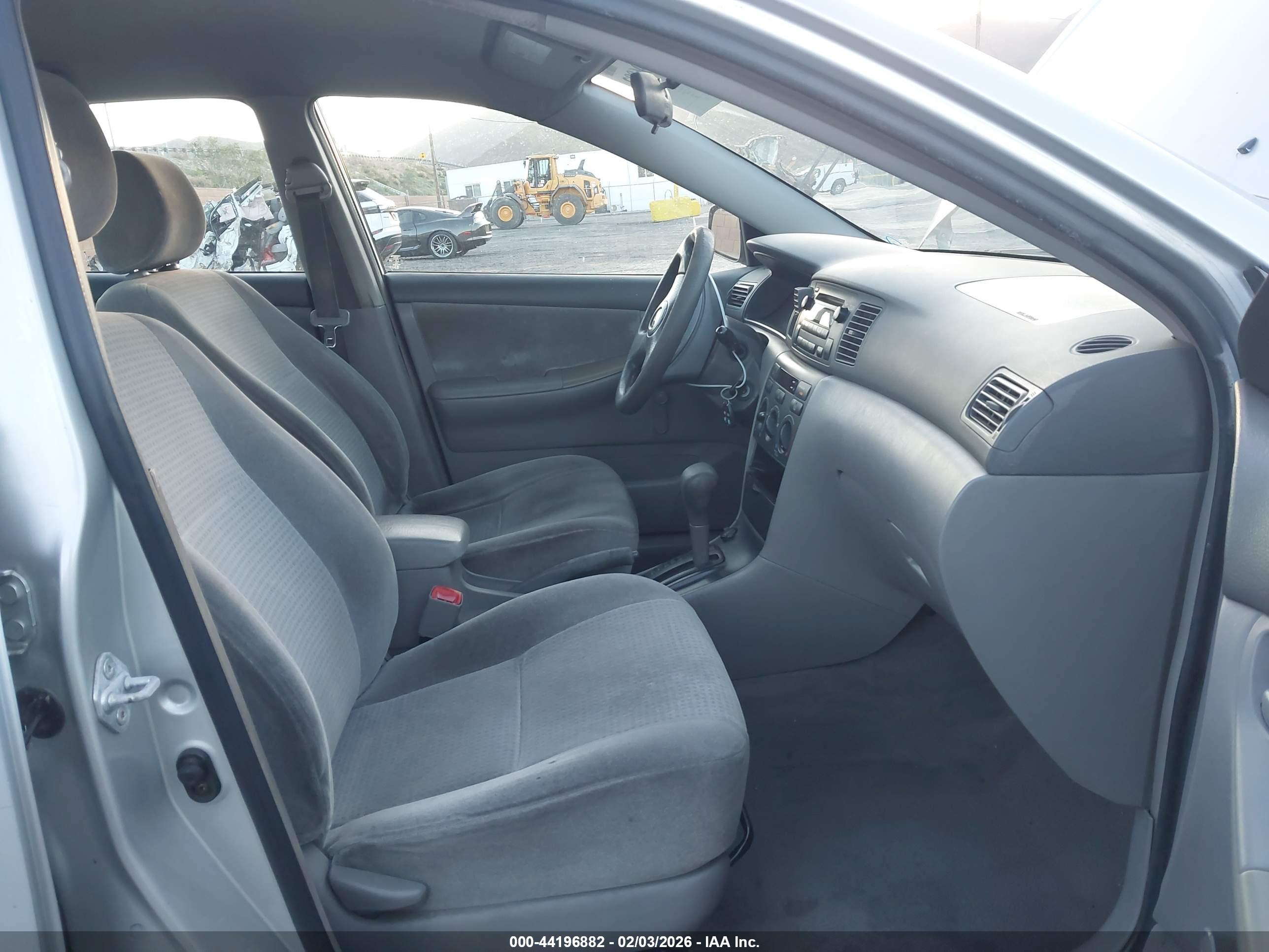 TOYOTA COROLLA image 5