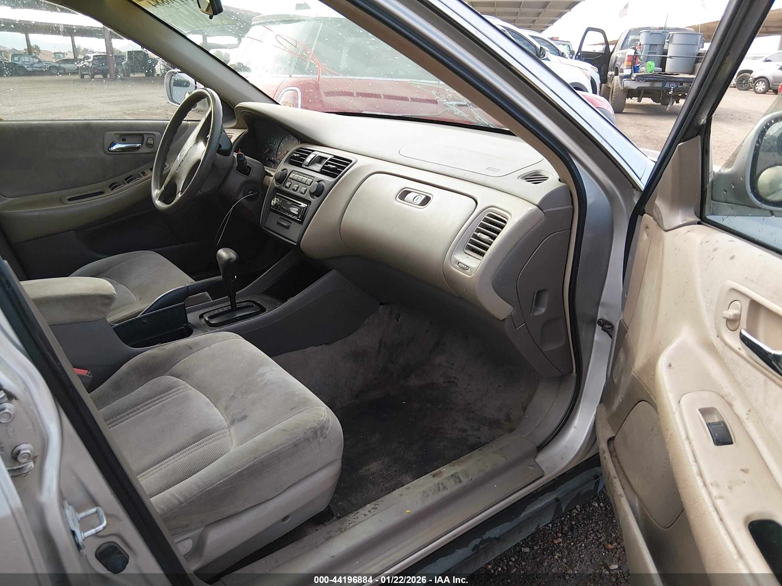 HONDA ACCORD image 5