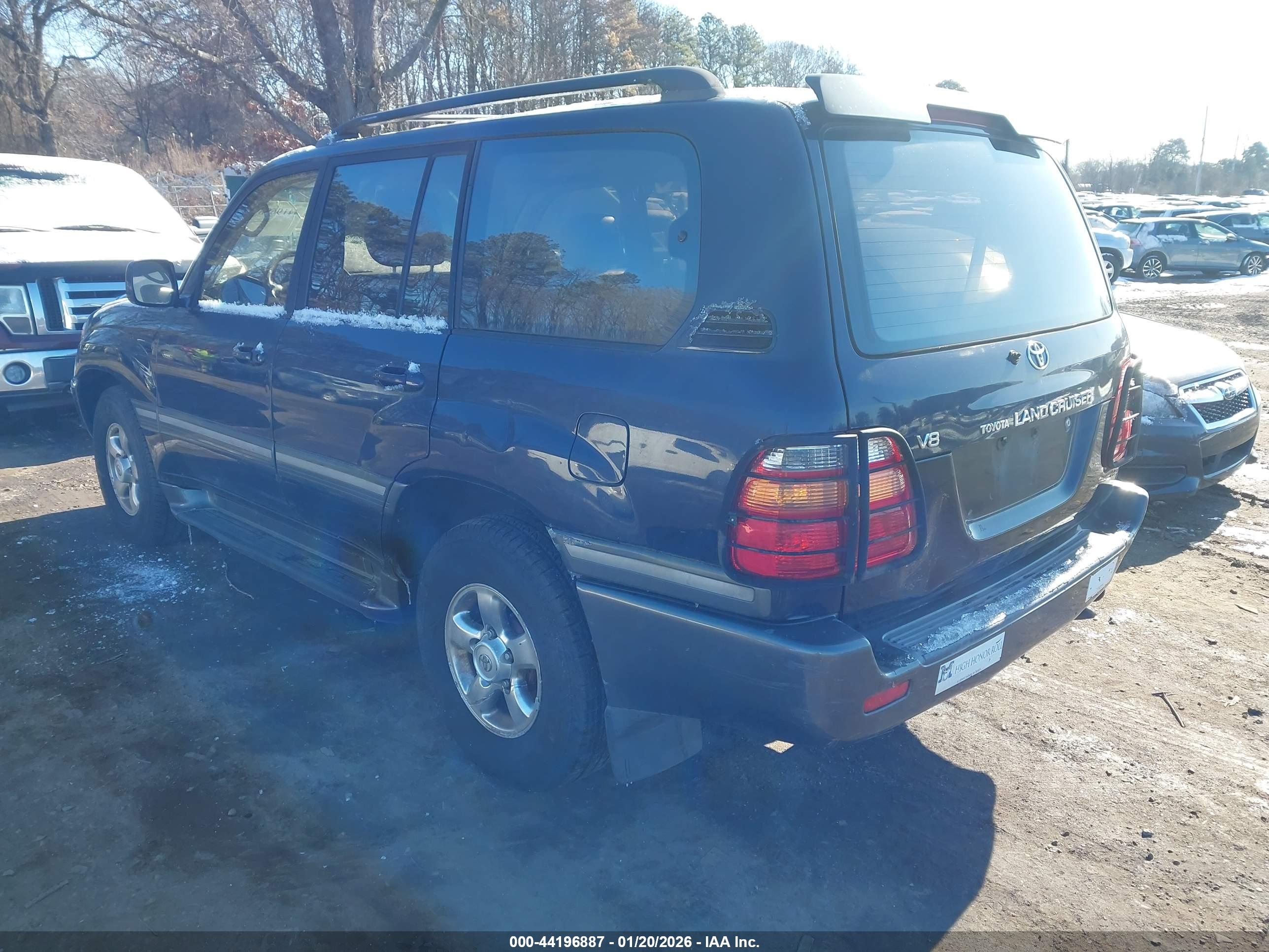 TOYOTA LAND image 3