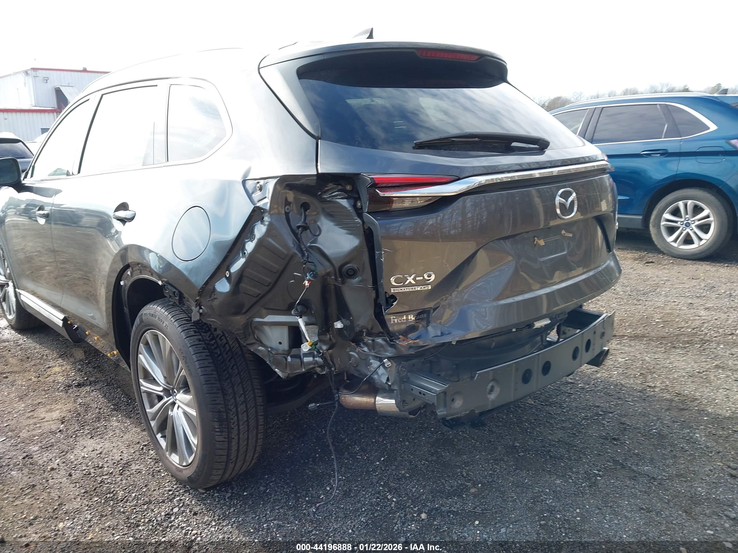 MAZDA CX-9 image 6