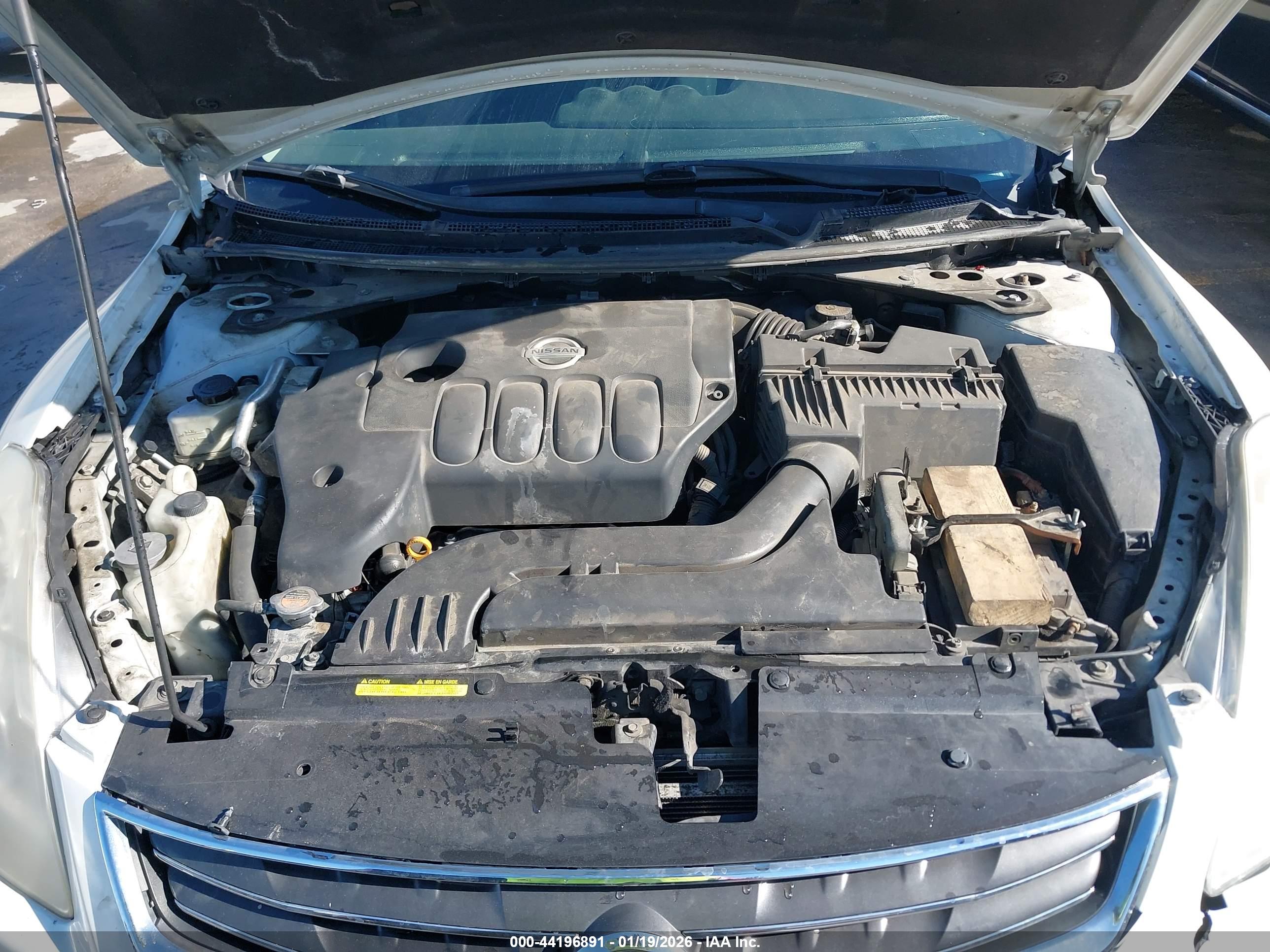 NISSAN ALTIMA image 10