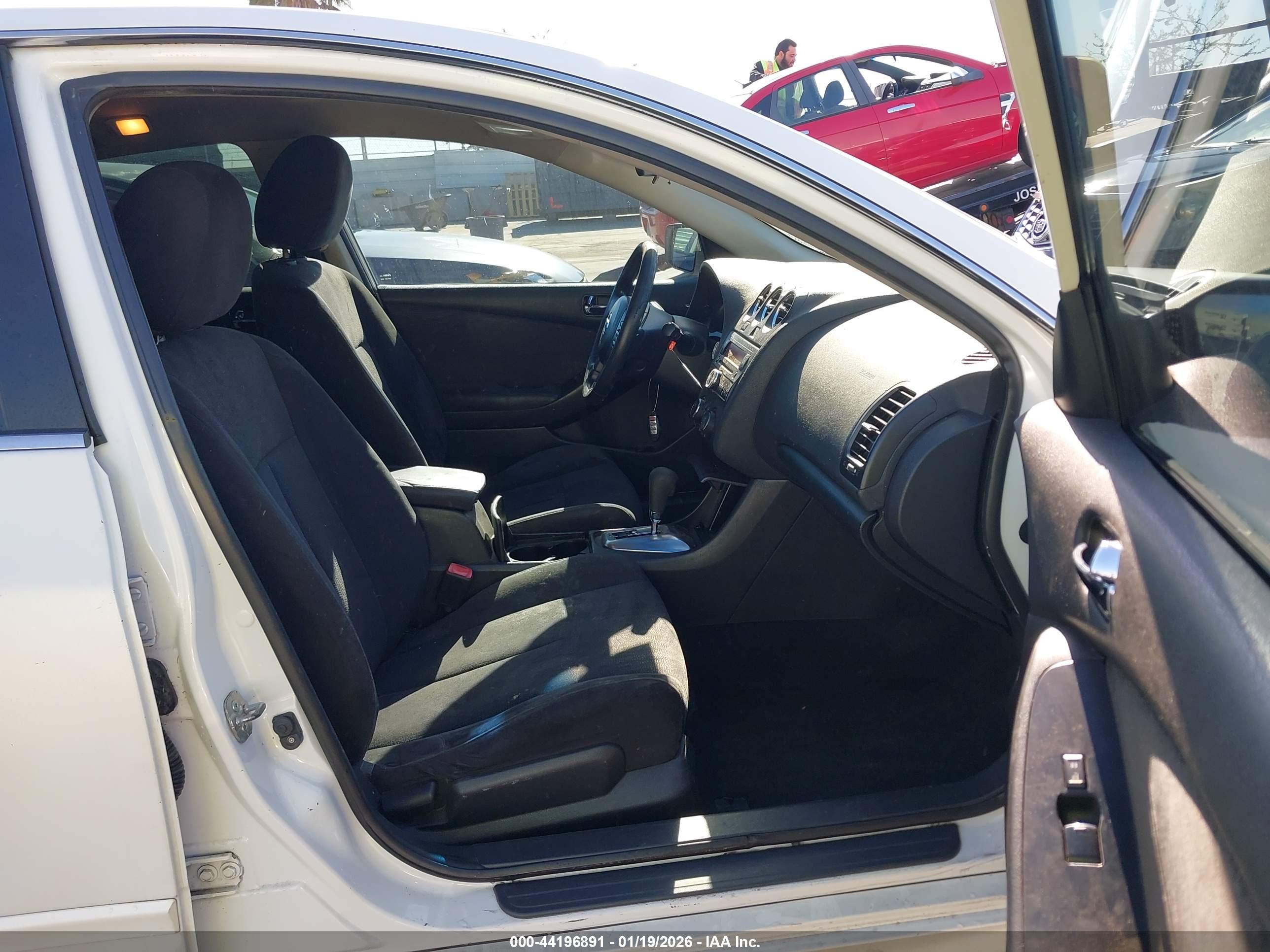 NISSAN ALTIMA image 5
