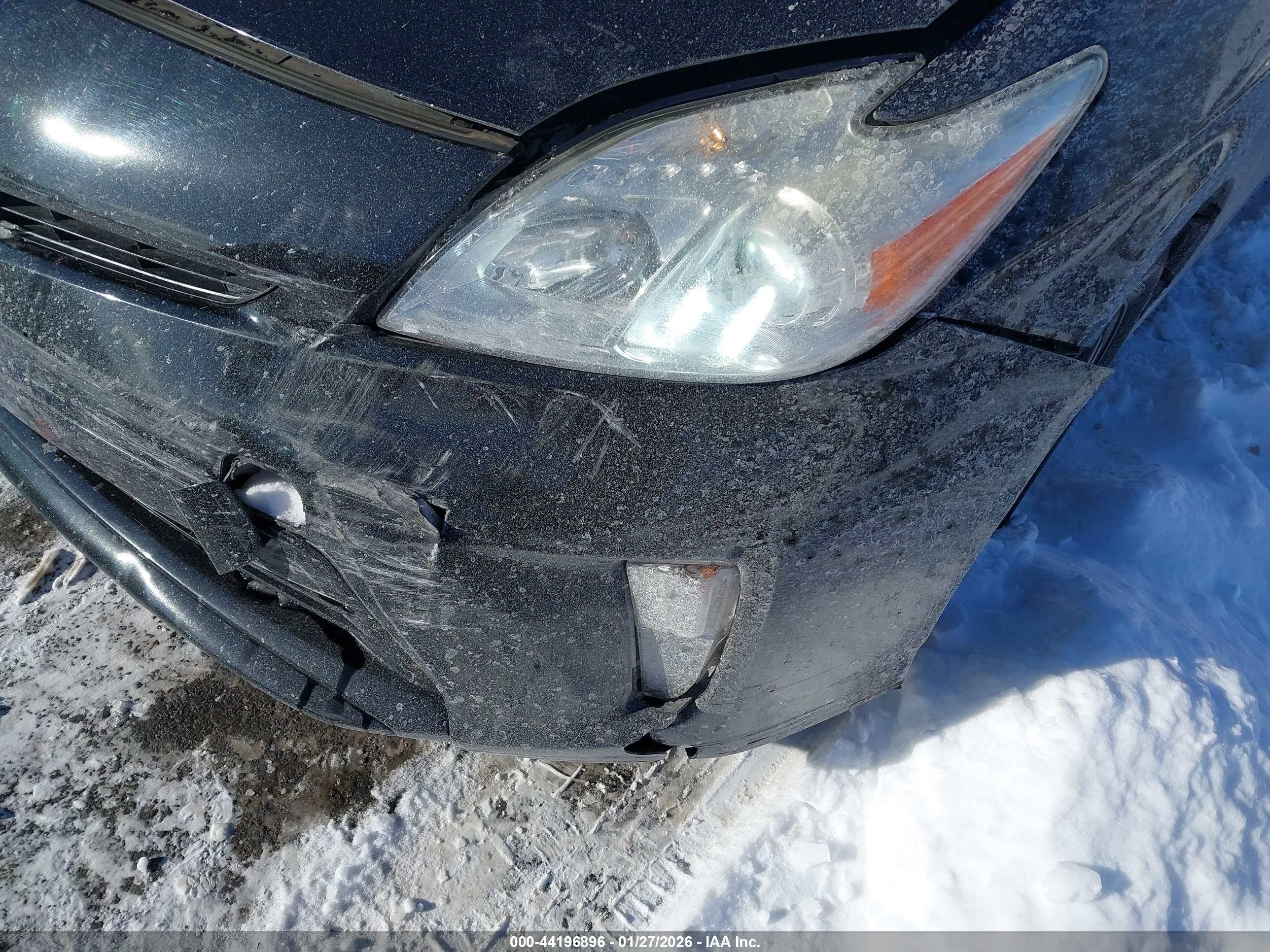 TOYOTA PRIUS image 6