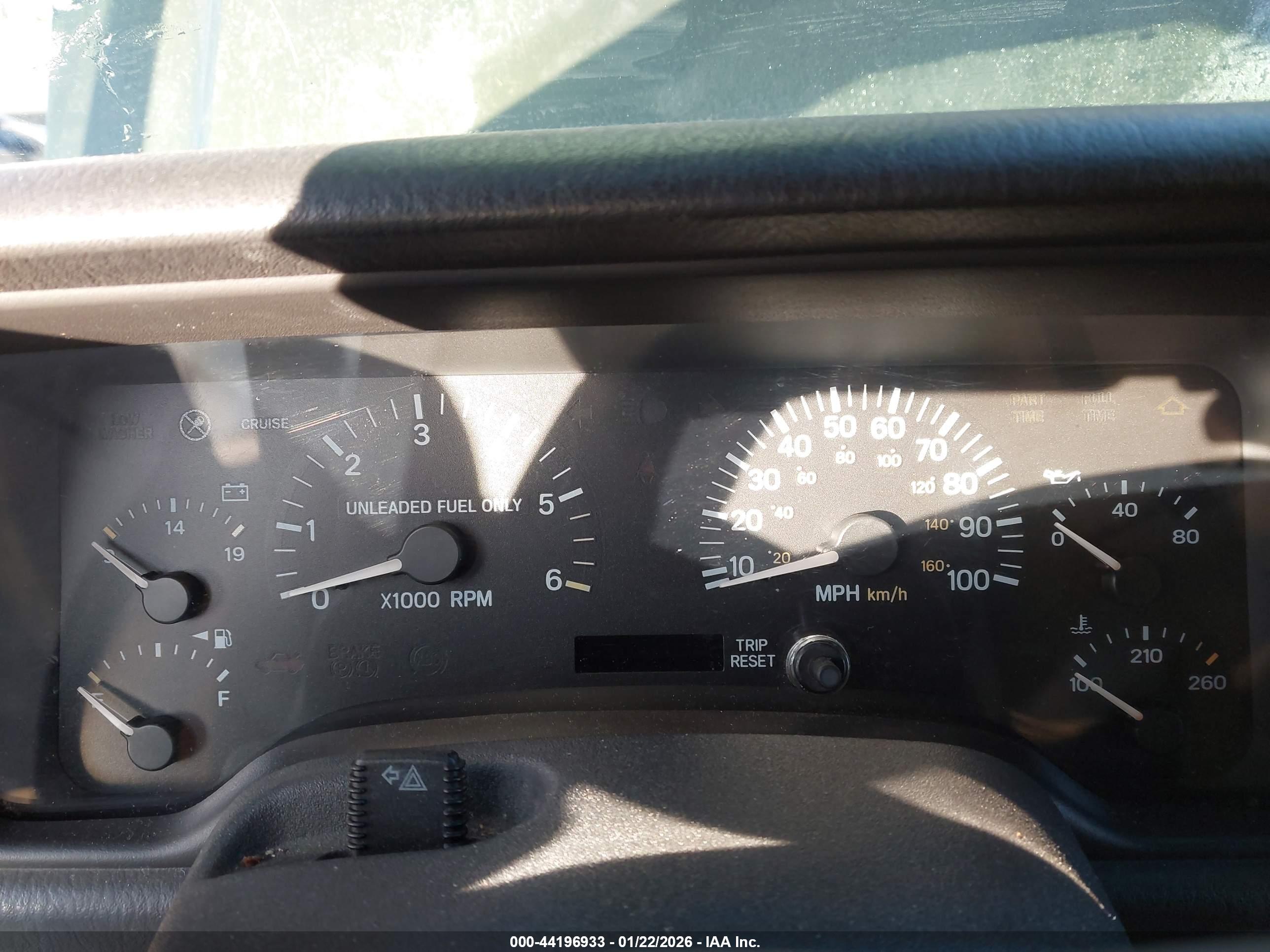 JEEP CHEROKEE image 7