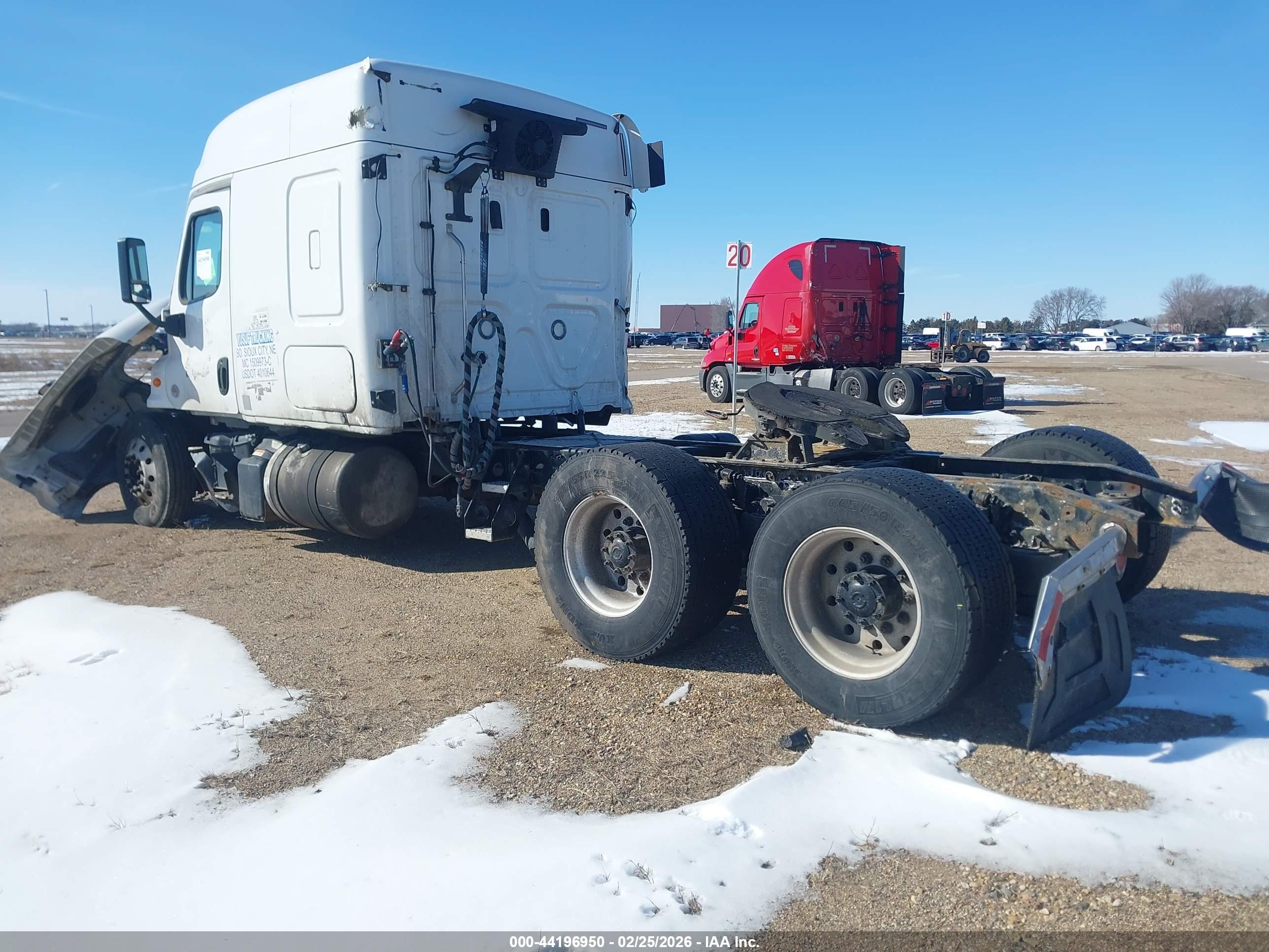 FREIGHTLINER CASCADIA image 3