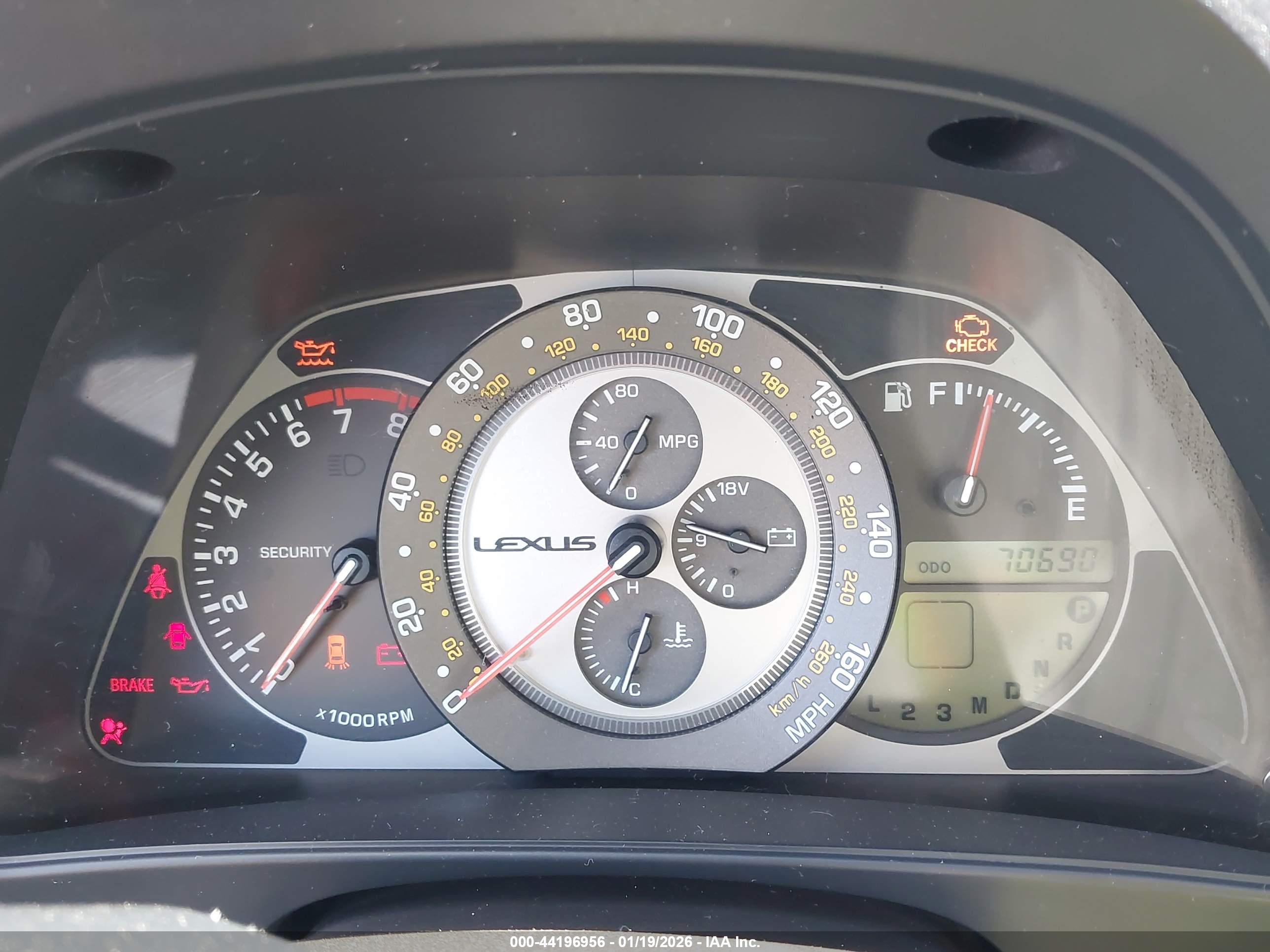 LEXUS IS image 7