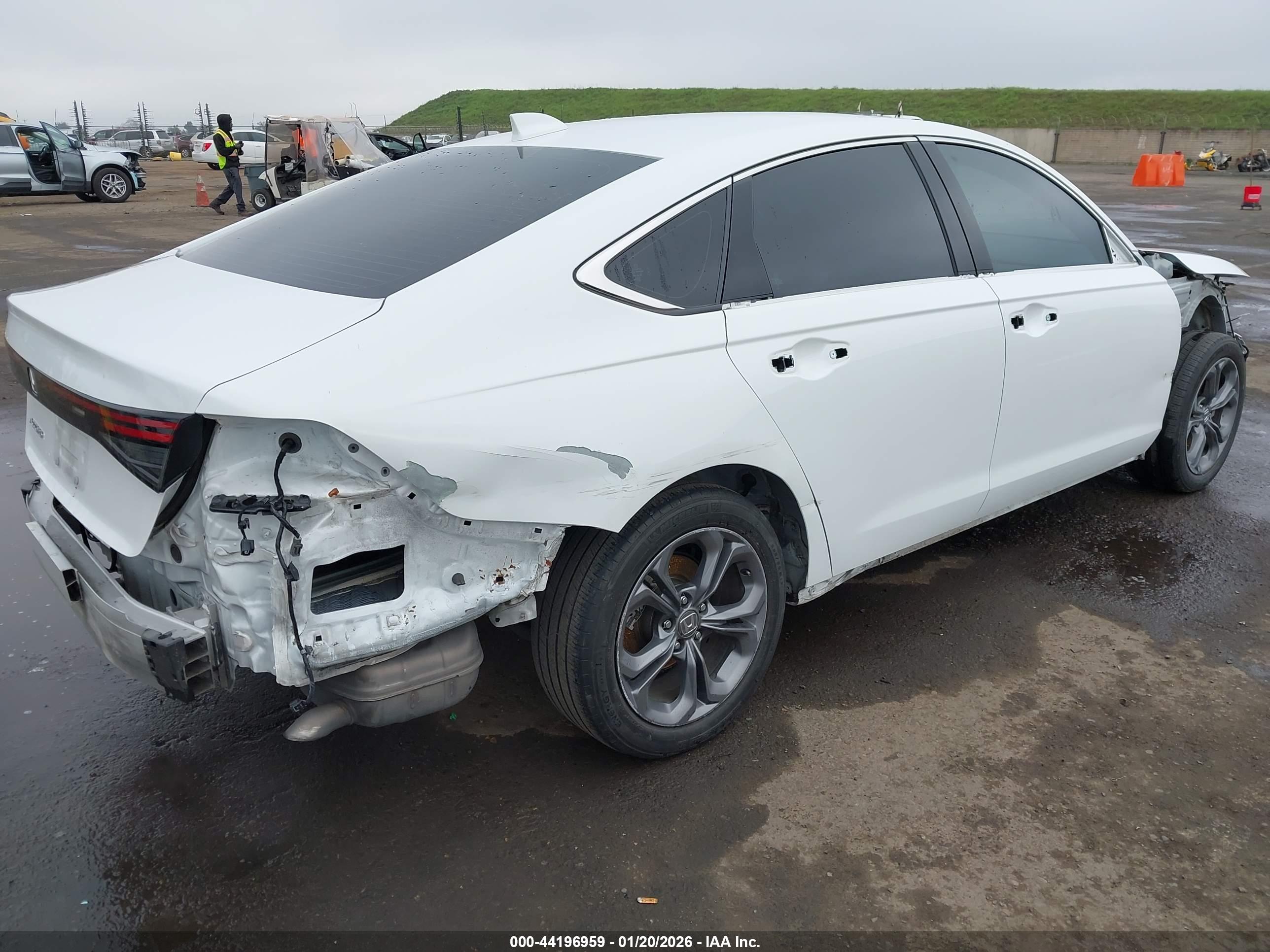HONDA ACCORD image 4