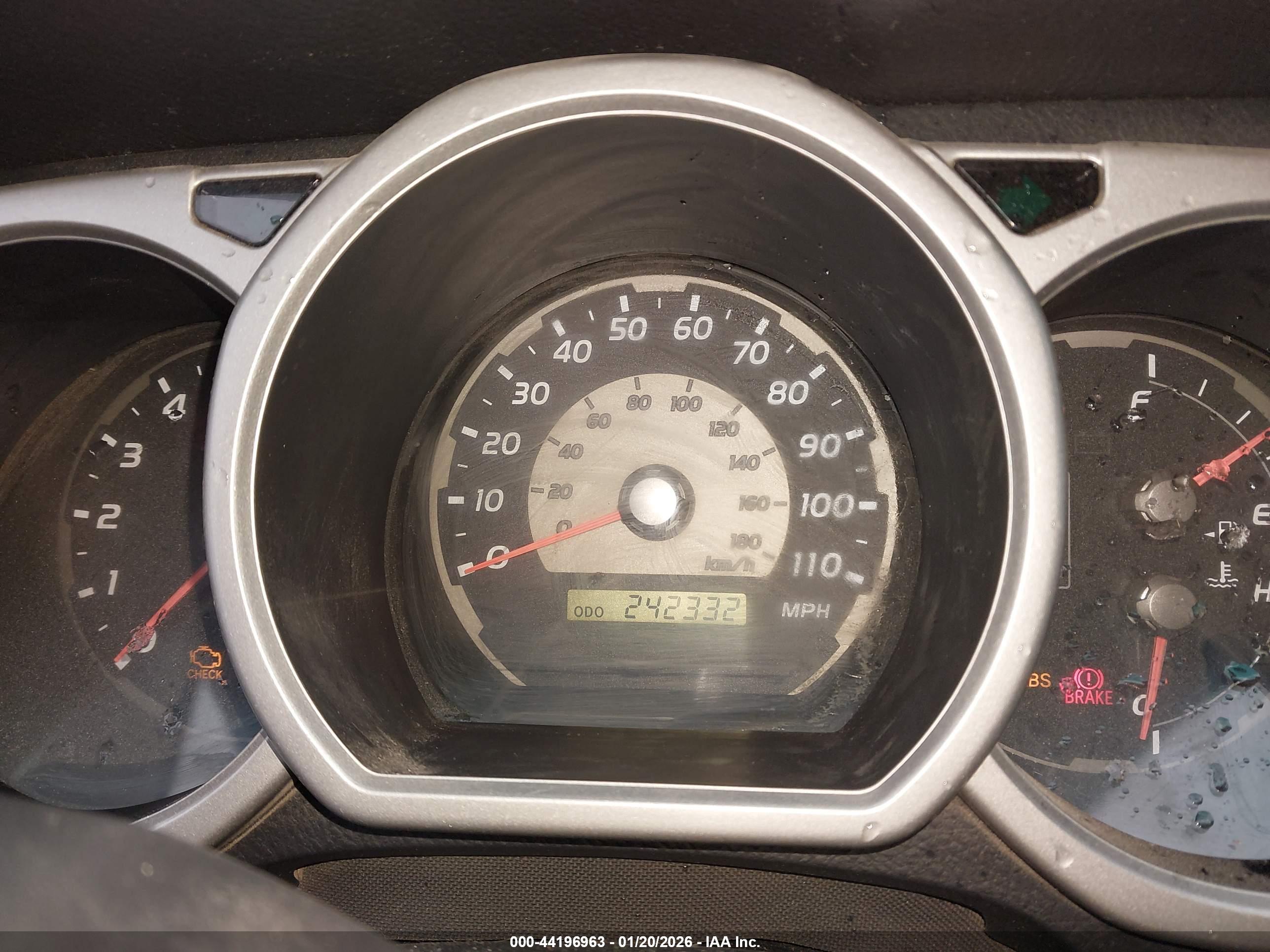 TOYOTA 4RUNNER image 7