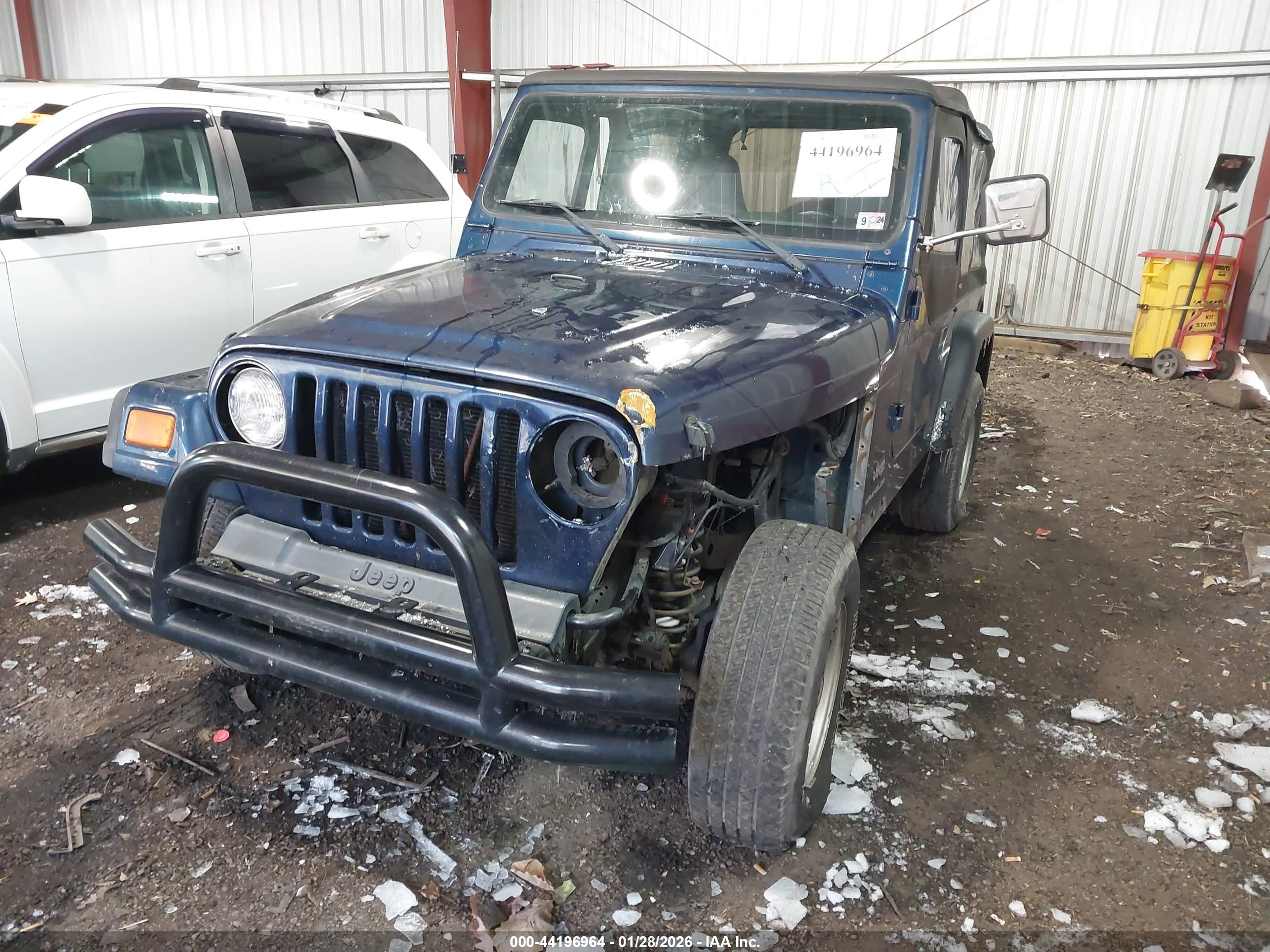 JEEP WRANGLER image 2