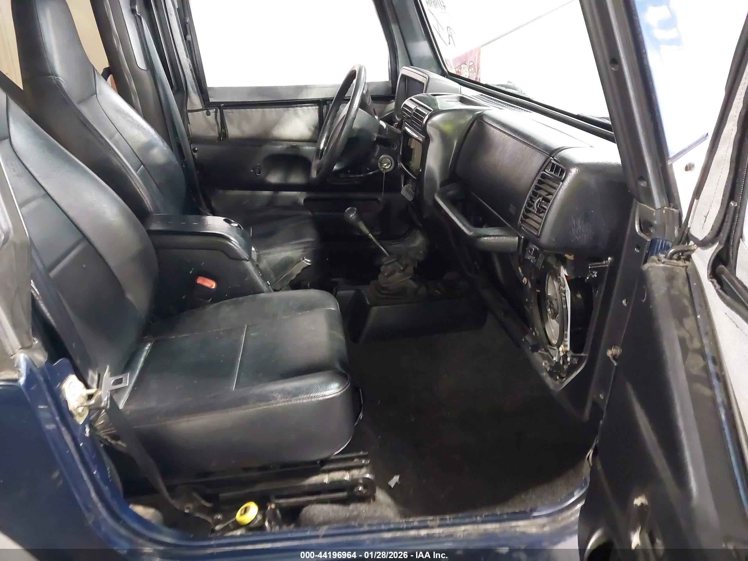 JEEP WRANGLER image 5