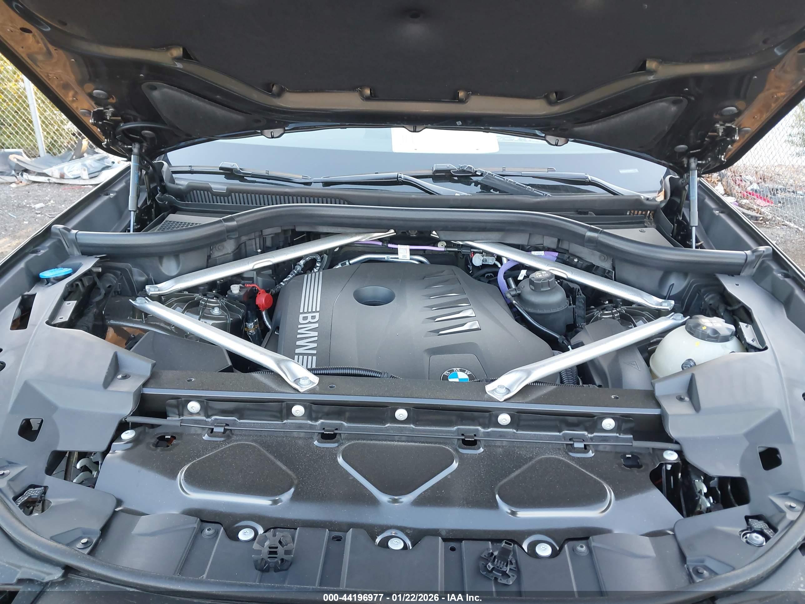 BMW X5 image 10