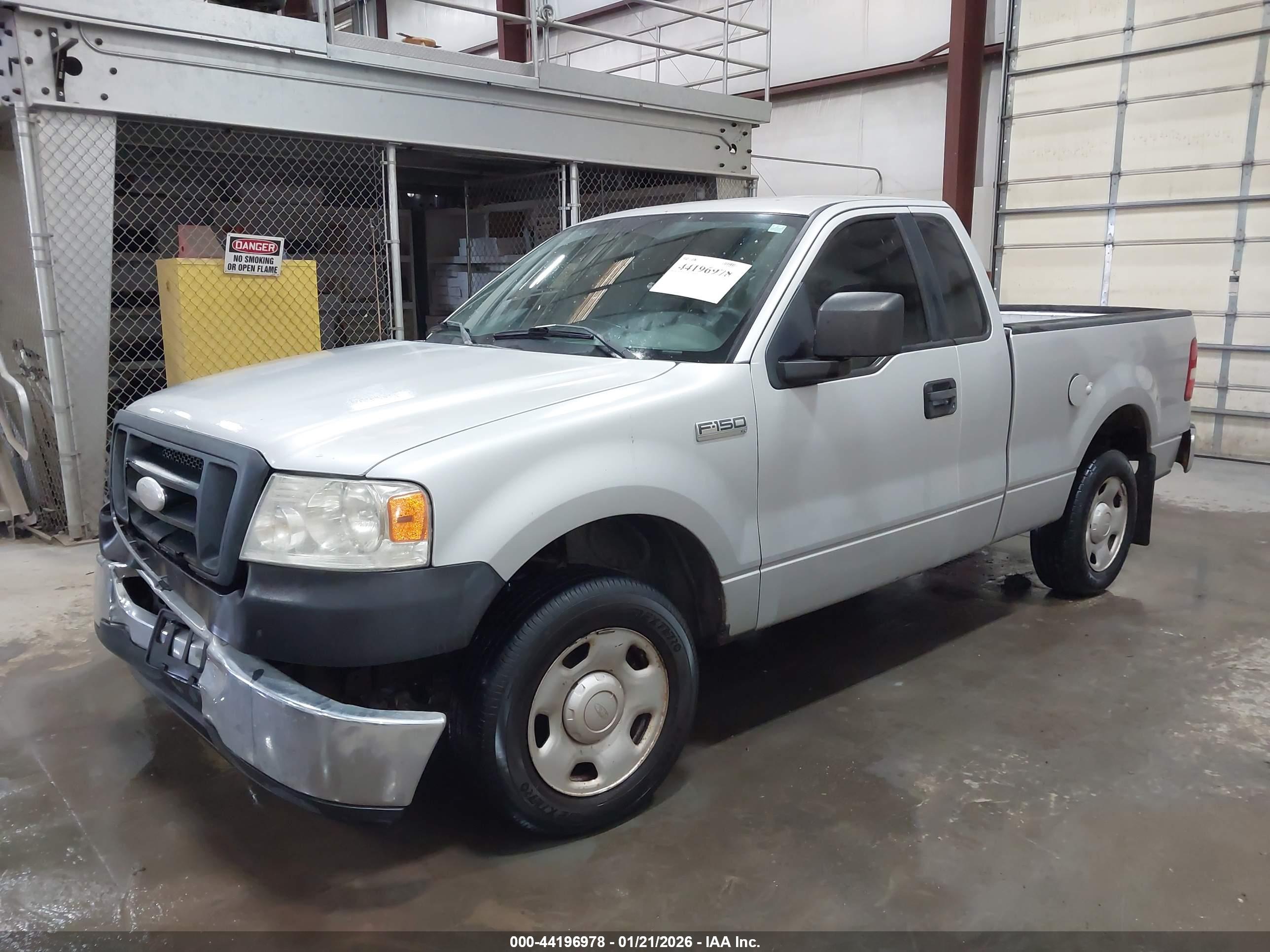 FORD F-150 image 2