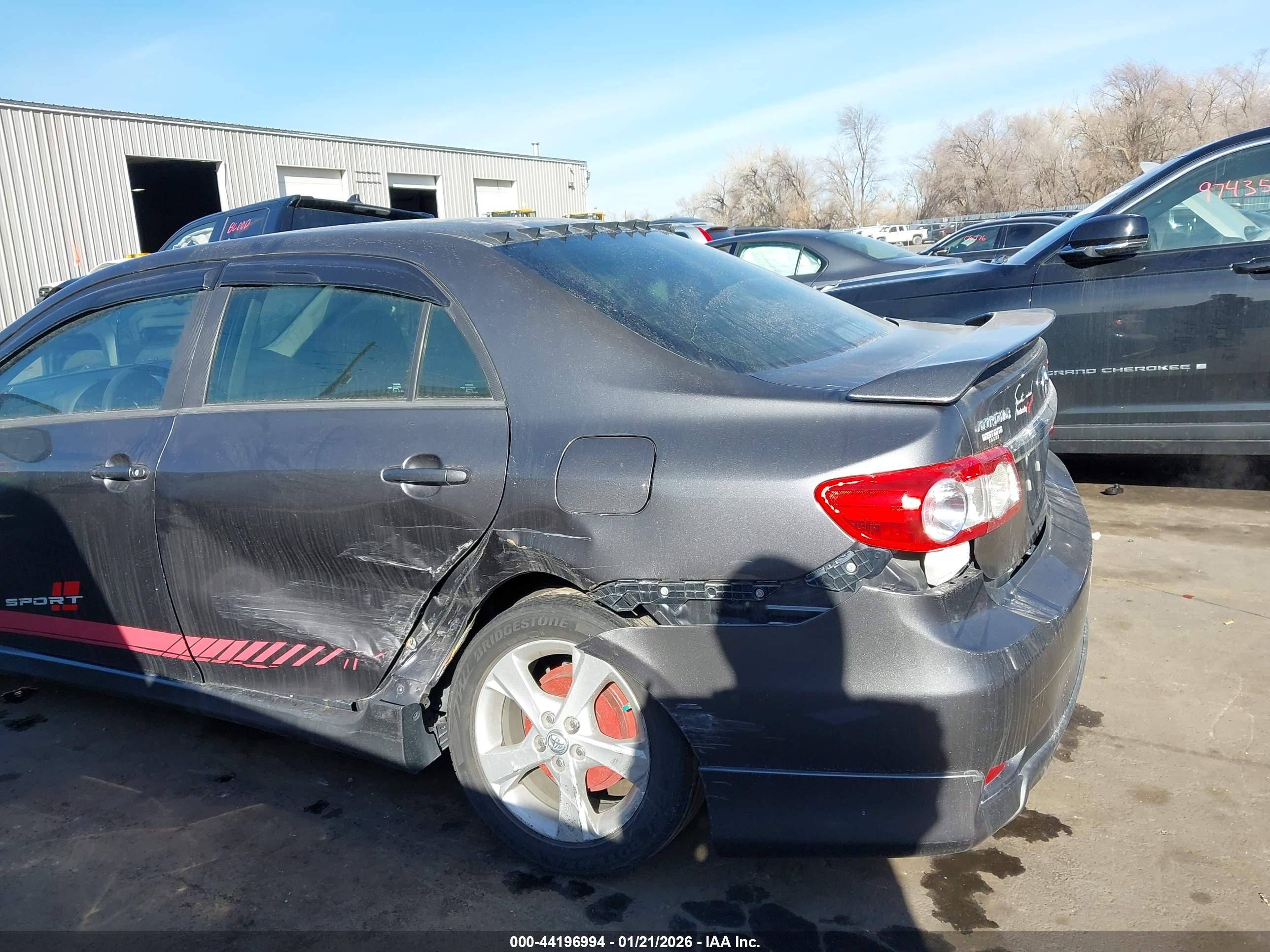 TOYOTA COROLLA image 6