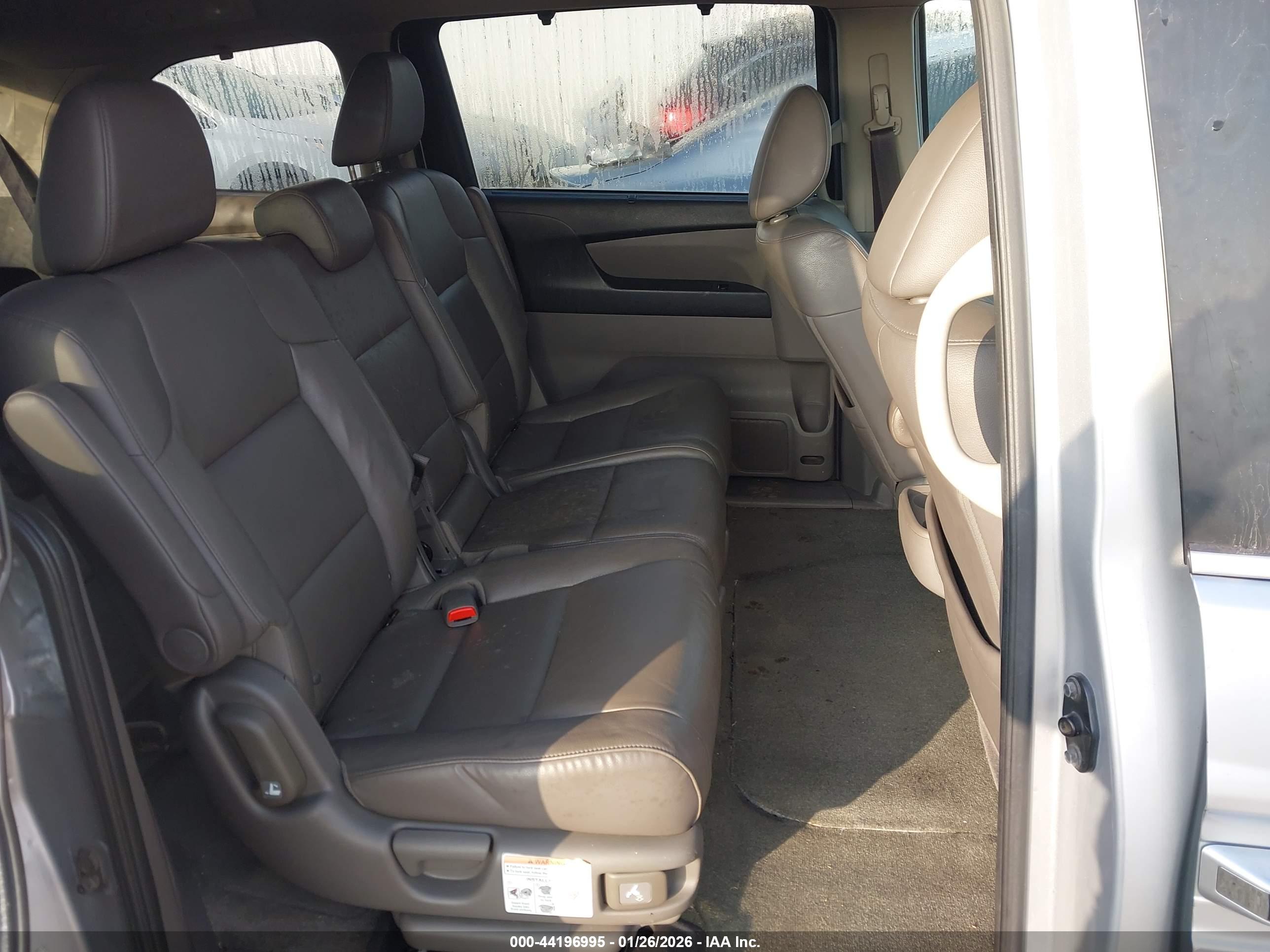 HONDA ODYSSEY image 8