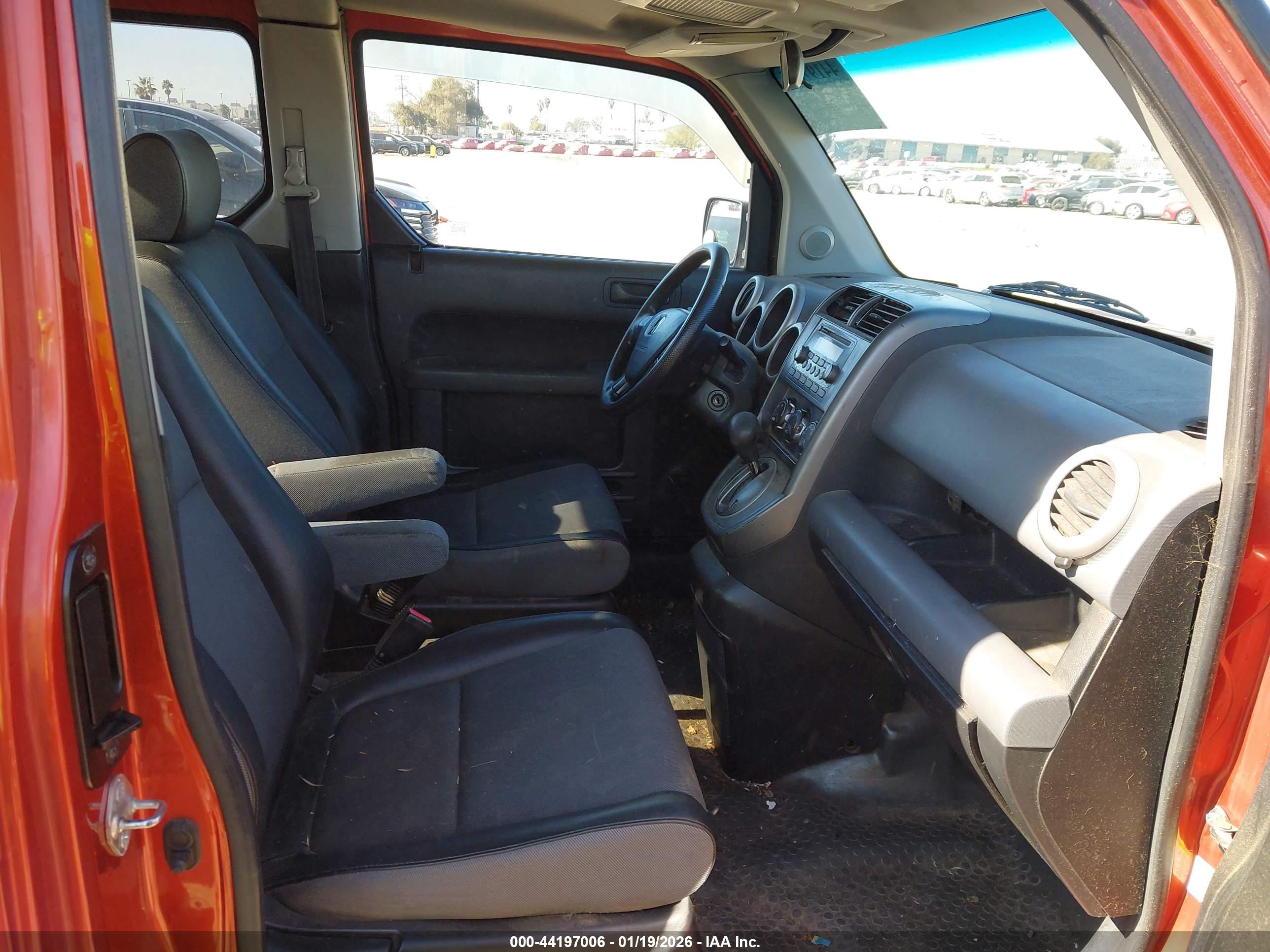 HONDA ELEMENT image 5