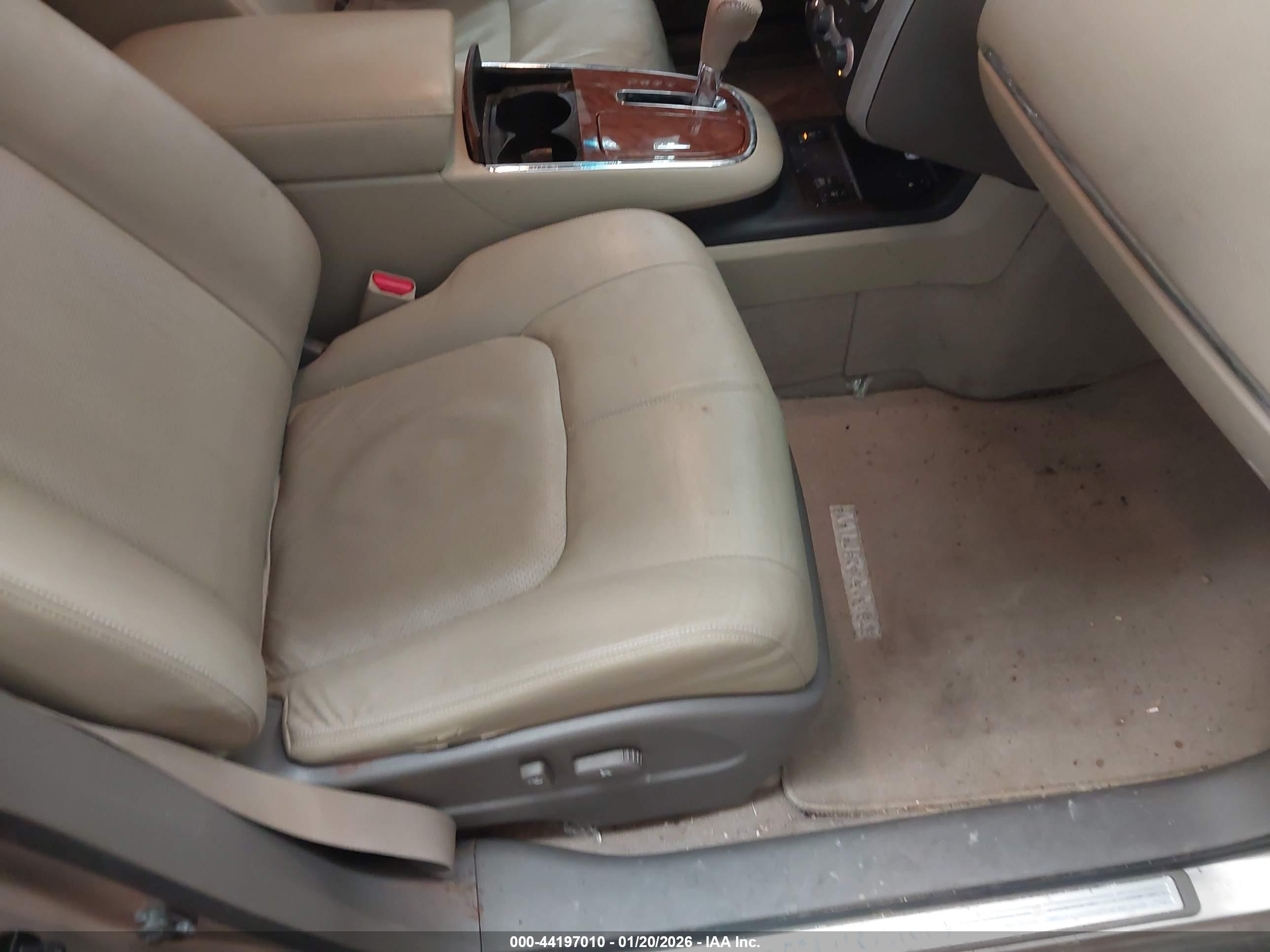 NISSAN MURANO image 5