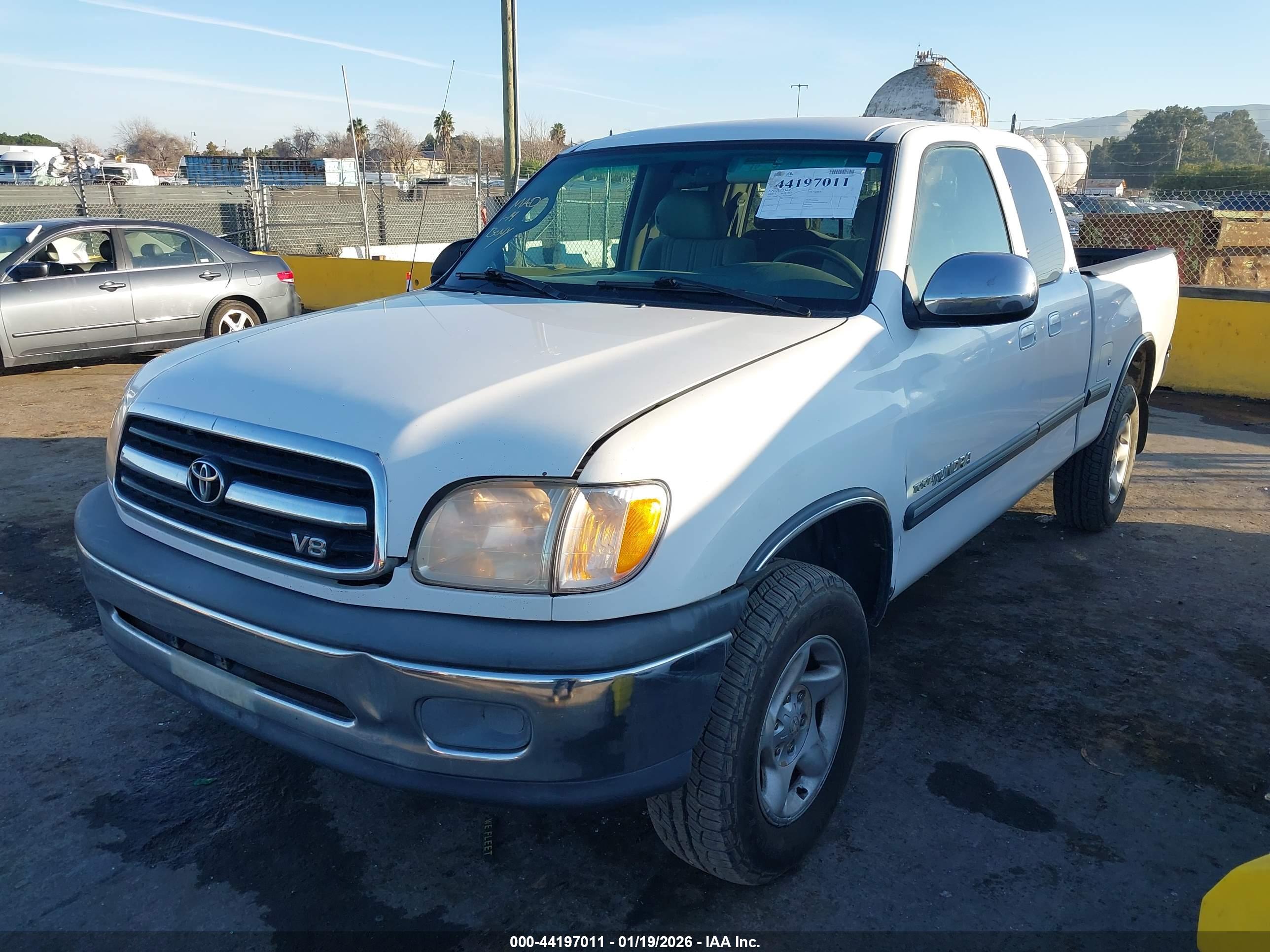 TOYOTA TUNDRA image 6