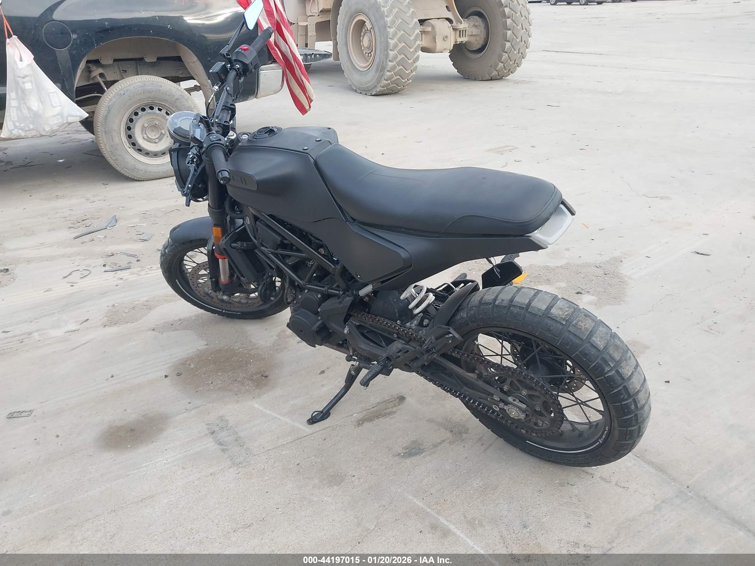 HUSQVARNA VITPILEN image 3