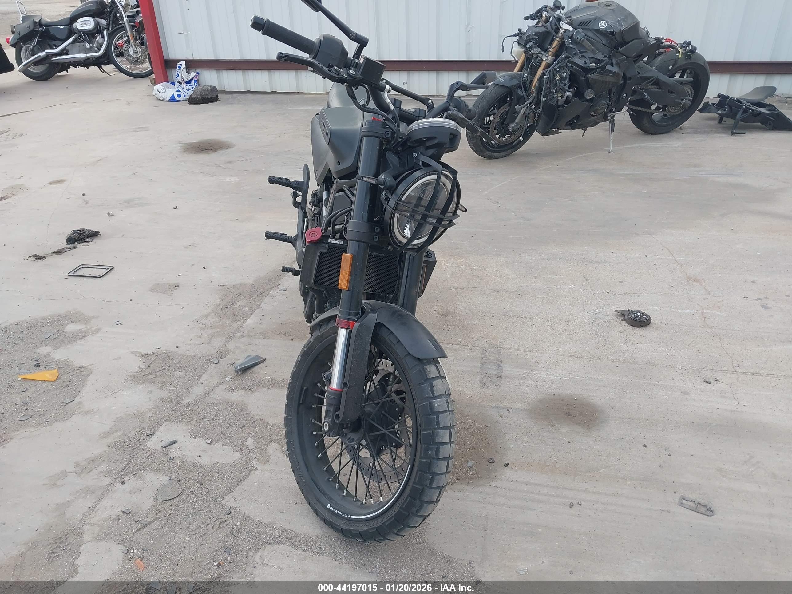 HUSQVARNA VITPILEN image 5