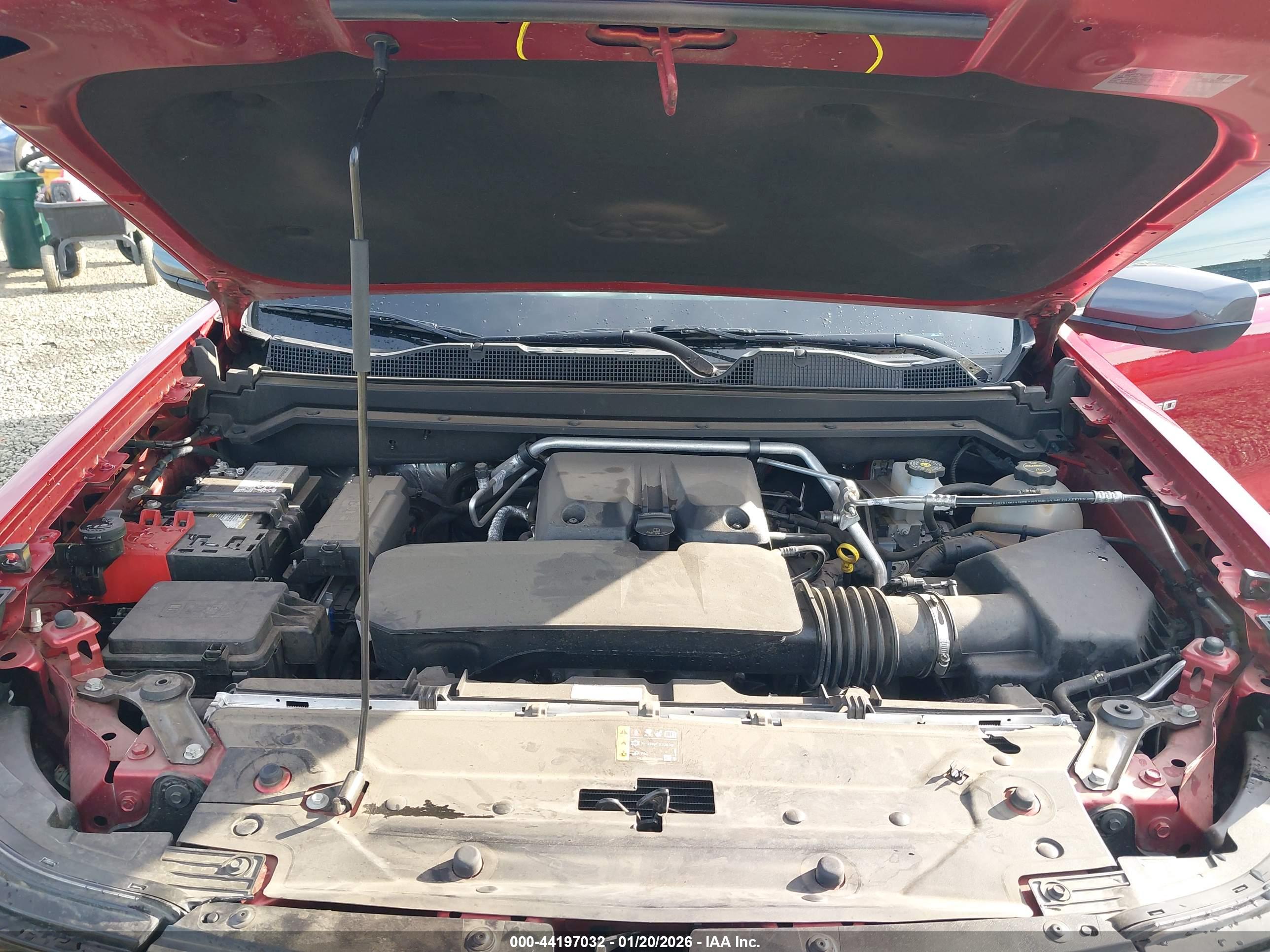 CHEVROLET COLORADO image 10