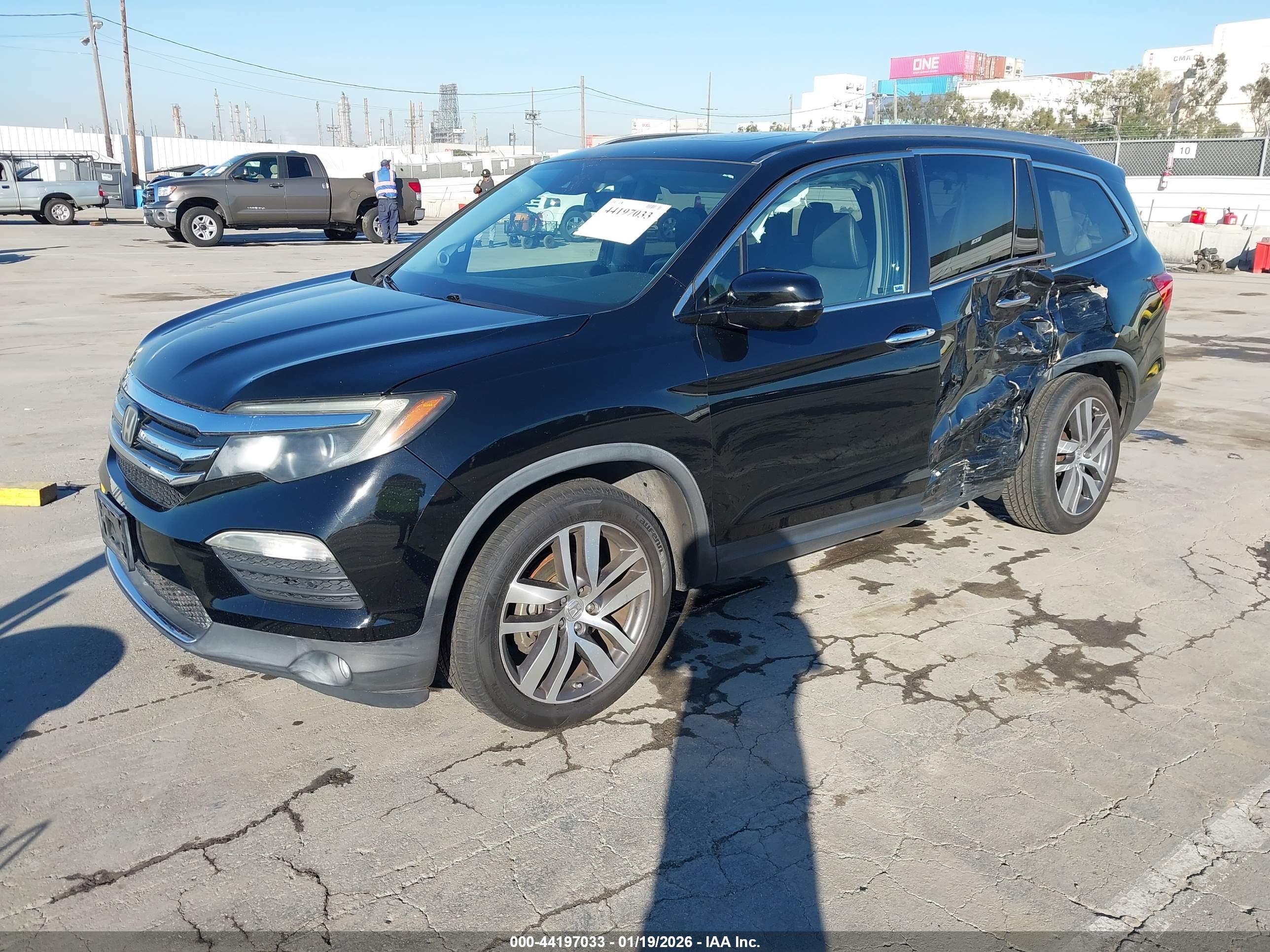HONDA PILOT image 2