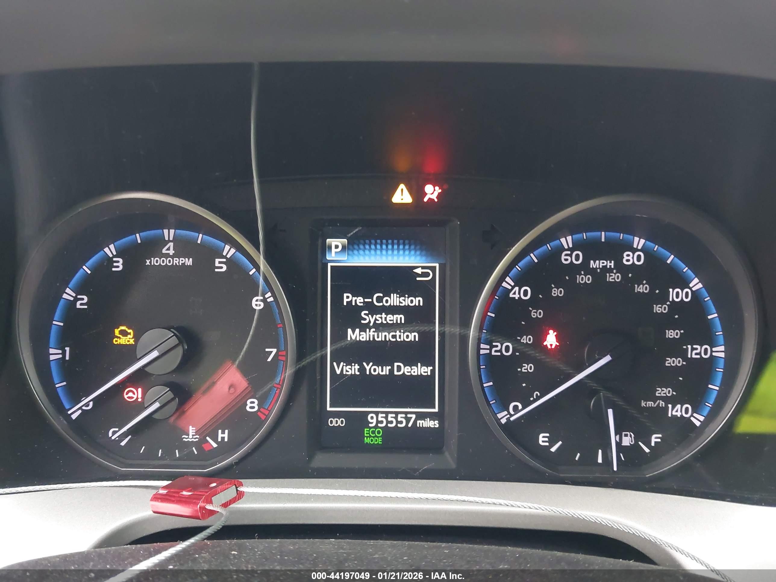 TOYOTA RAV4 image 7