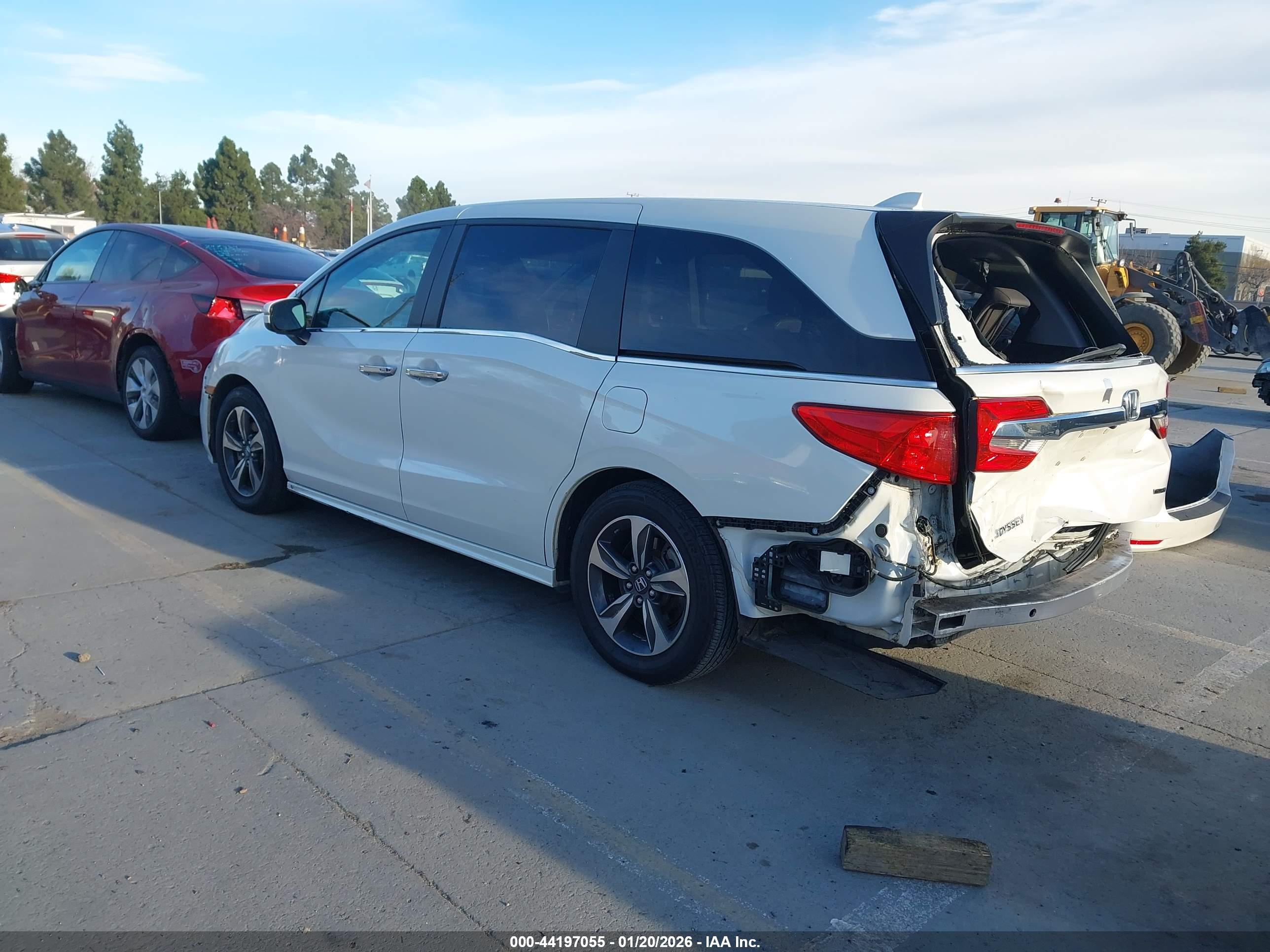 HONDA ODYSSEY image 3