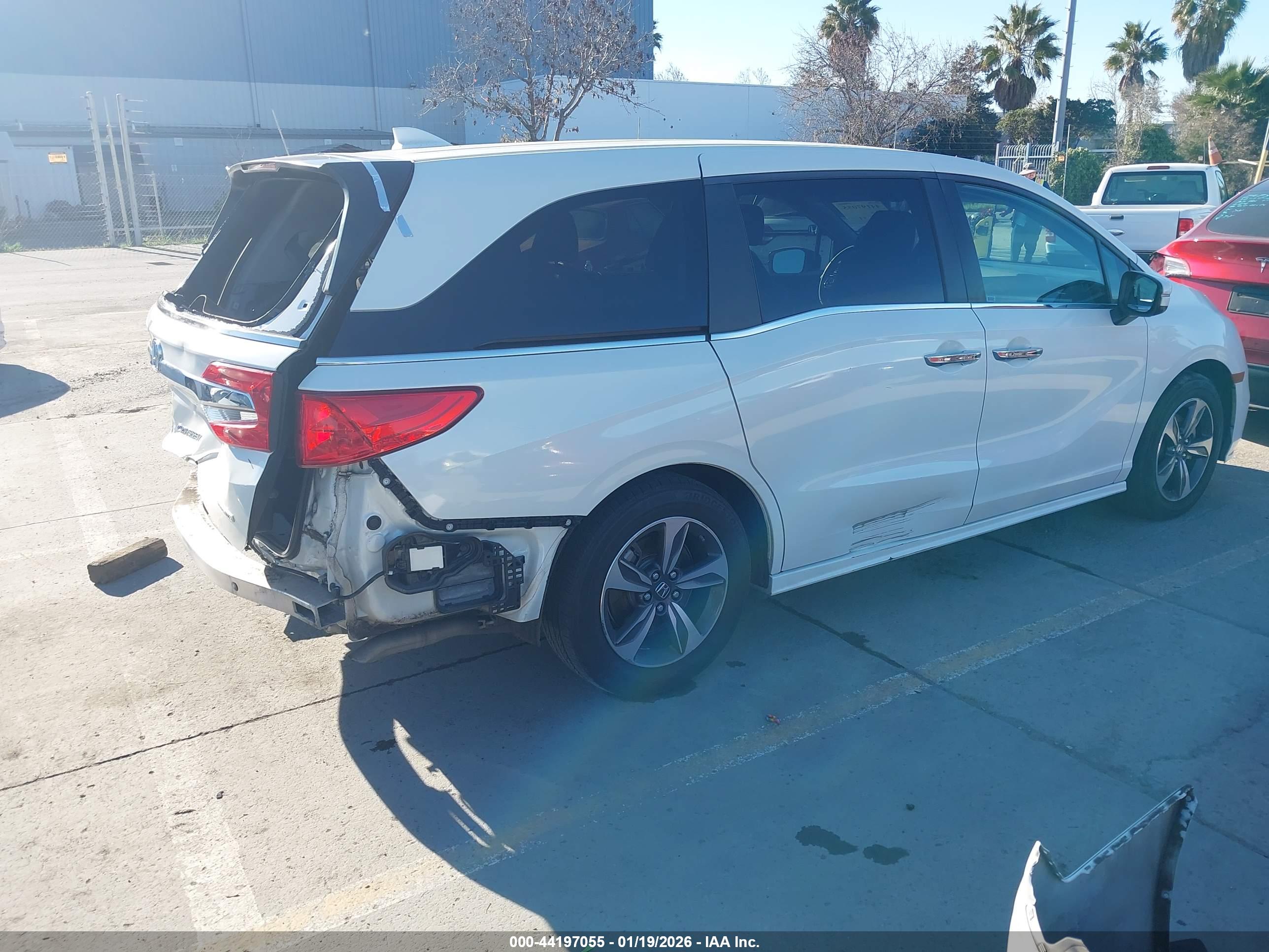 HONDA ODYSSEY image 4