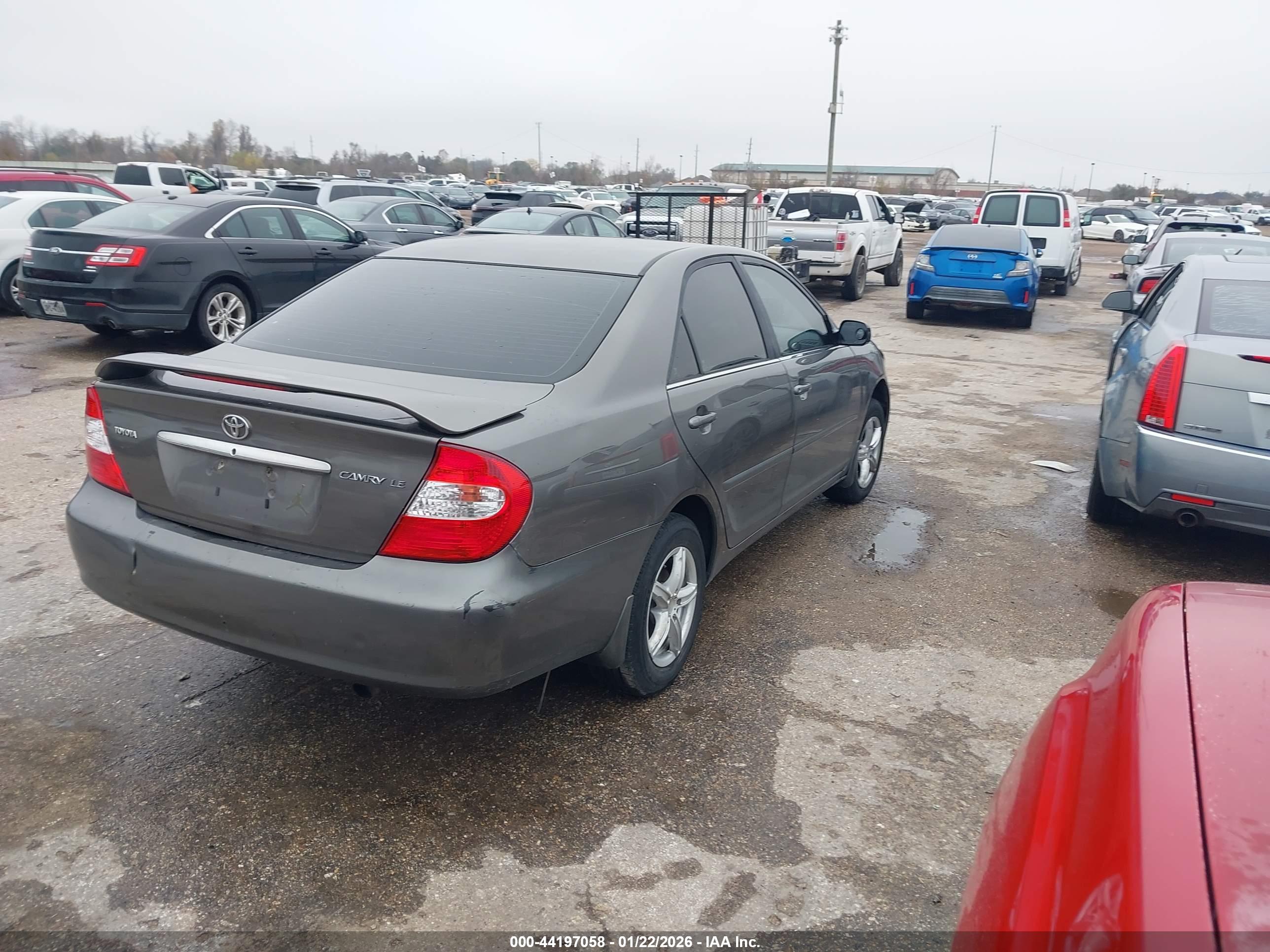 TOYOTA CAMRY image 4