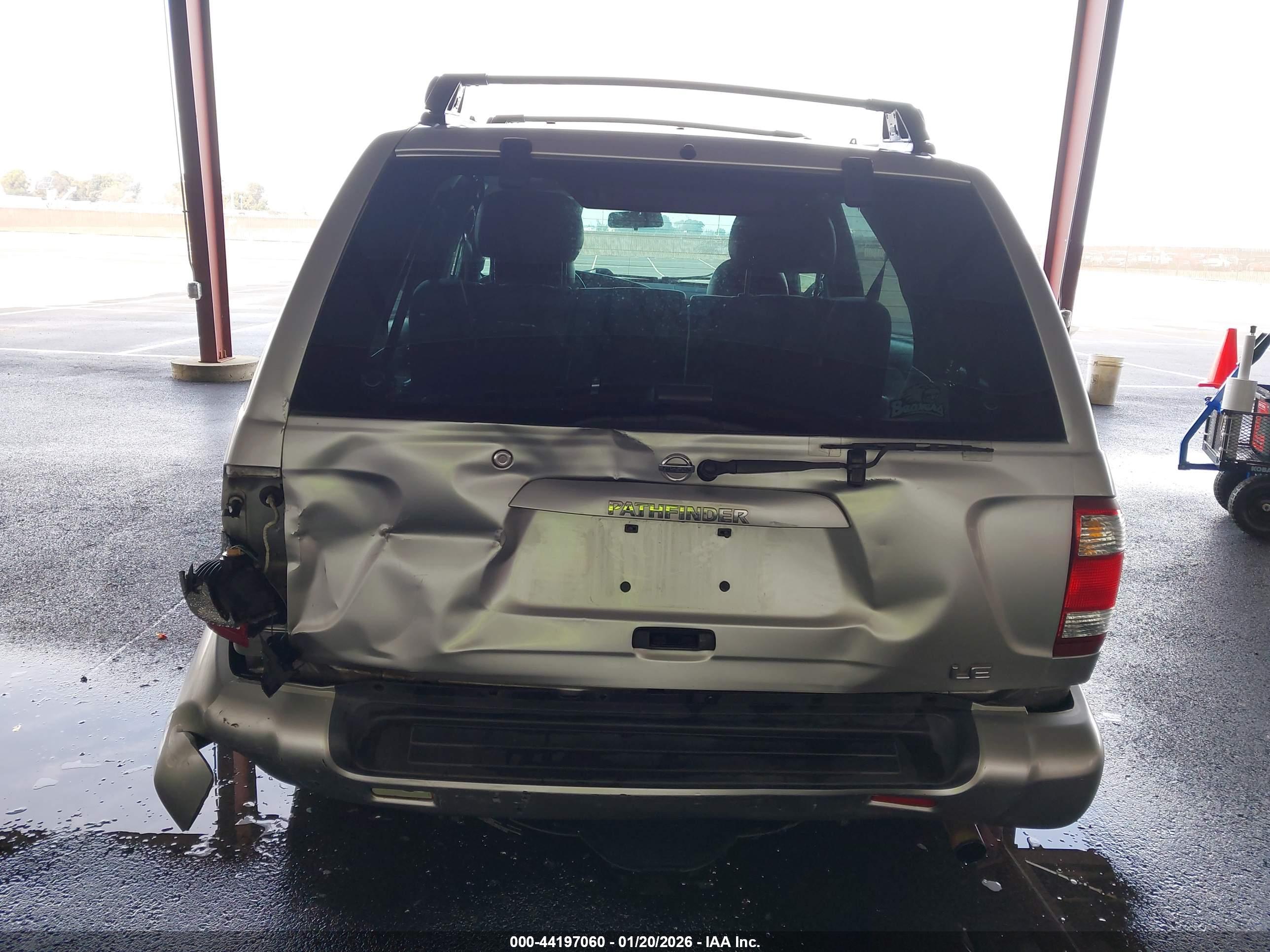 NISSAN PATHFINDER image 6