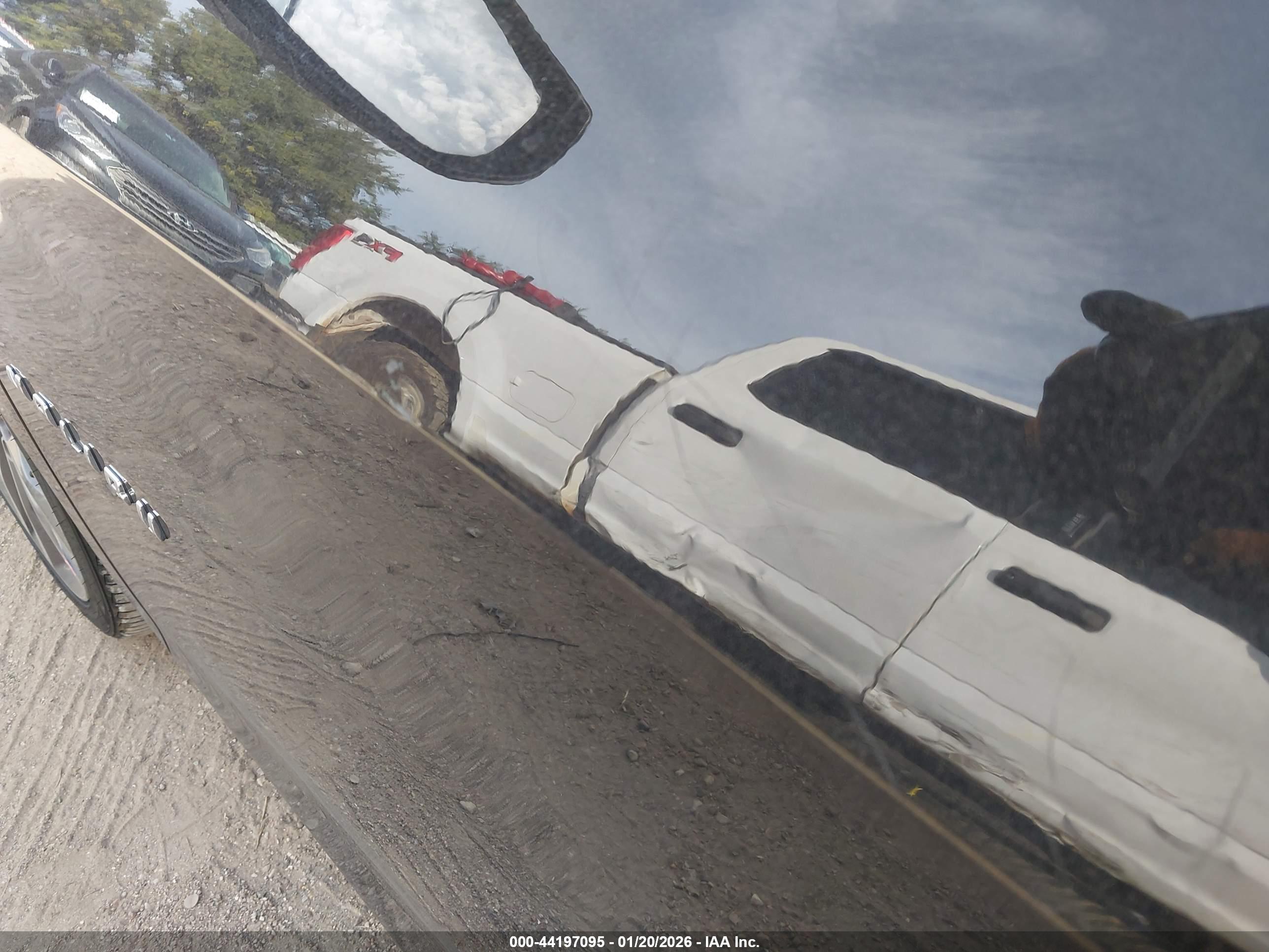 CHEVROLET MALIBU image 6