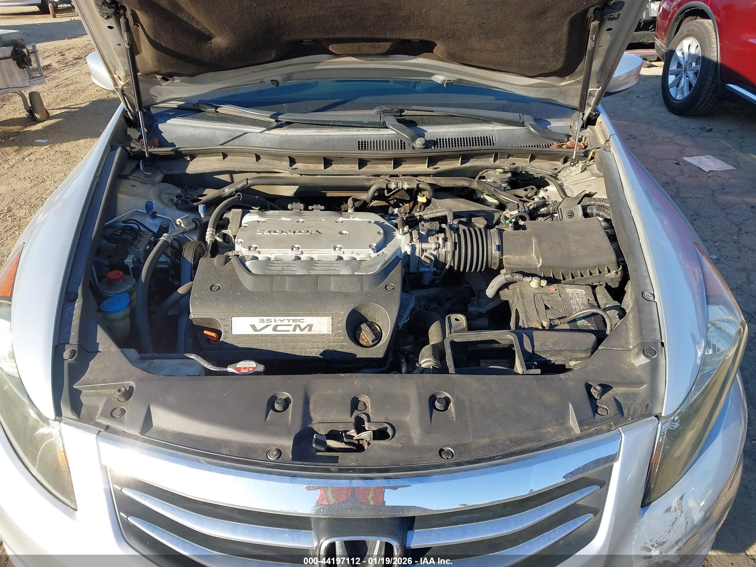 HONDA ACCORD image 10