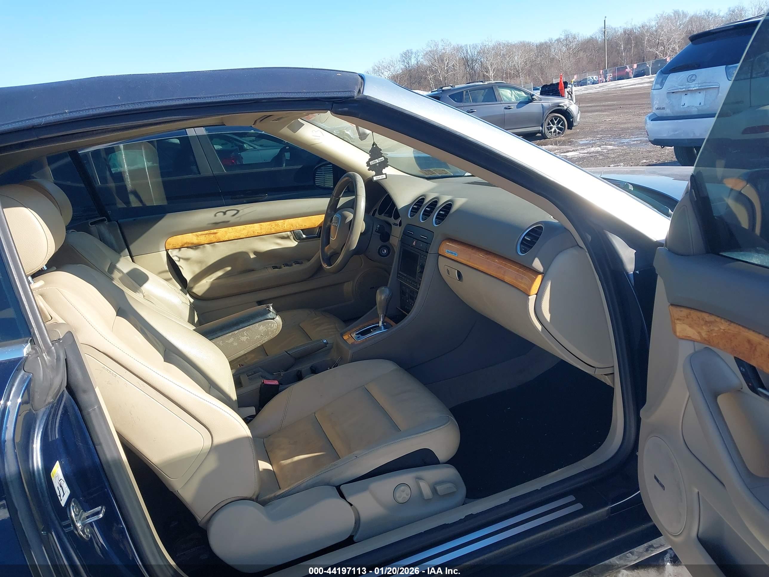 AUDI A4 image 5