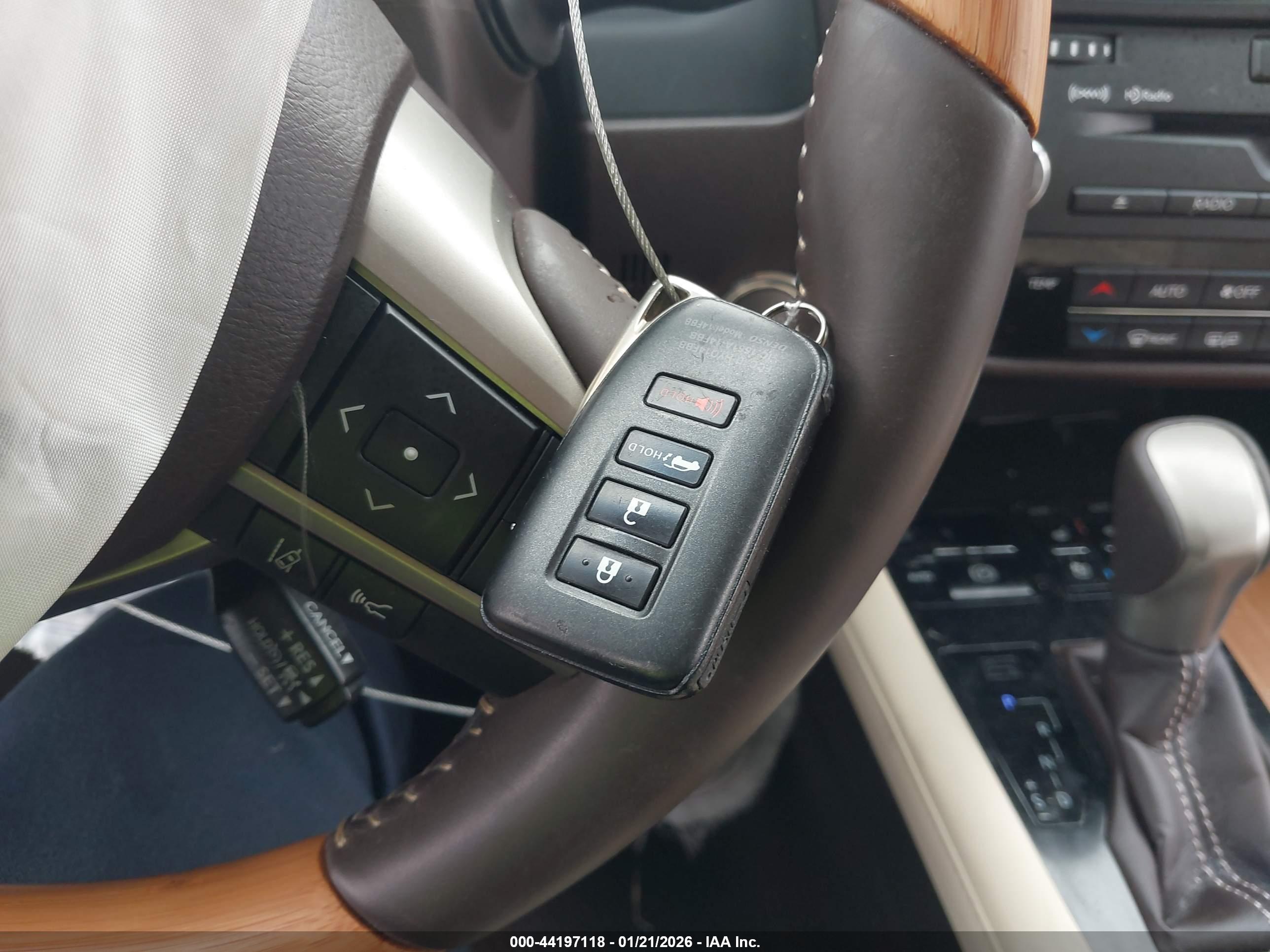 LEXUS RX image 11