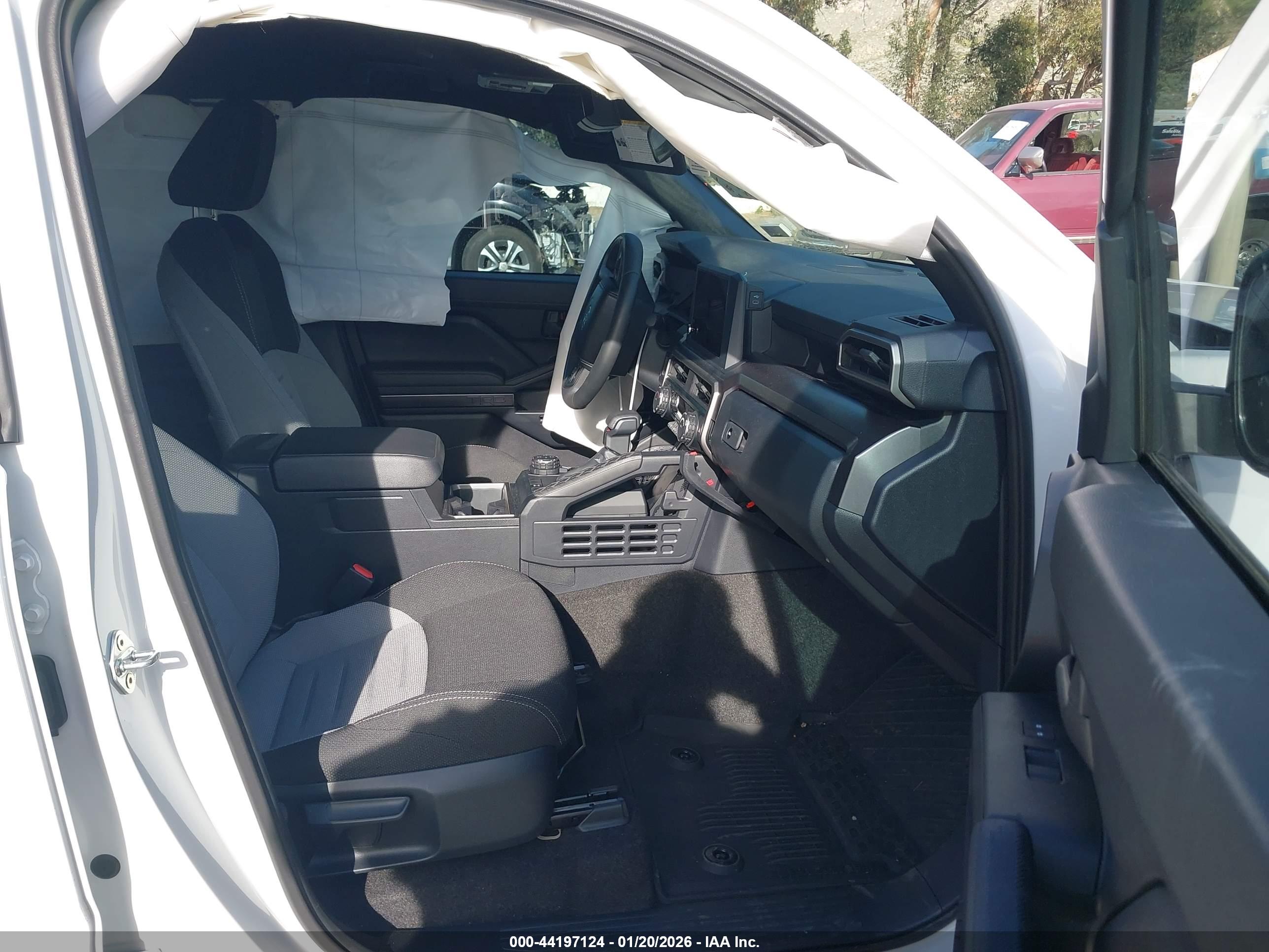 TOYOTA 4RUNNER image 5